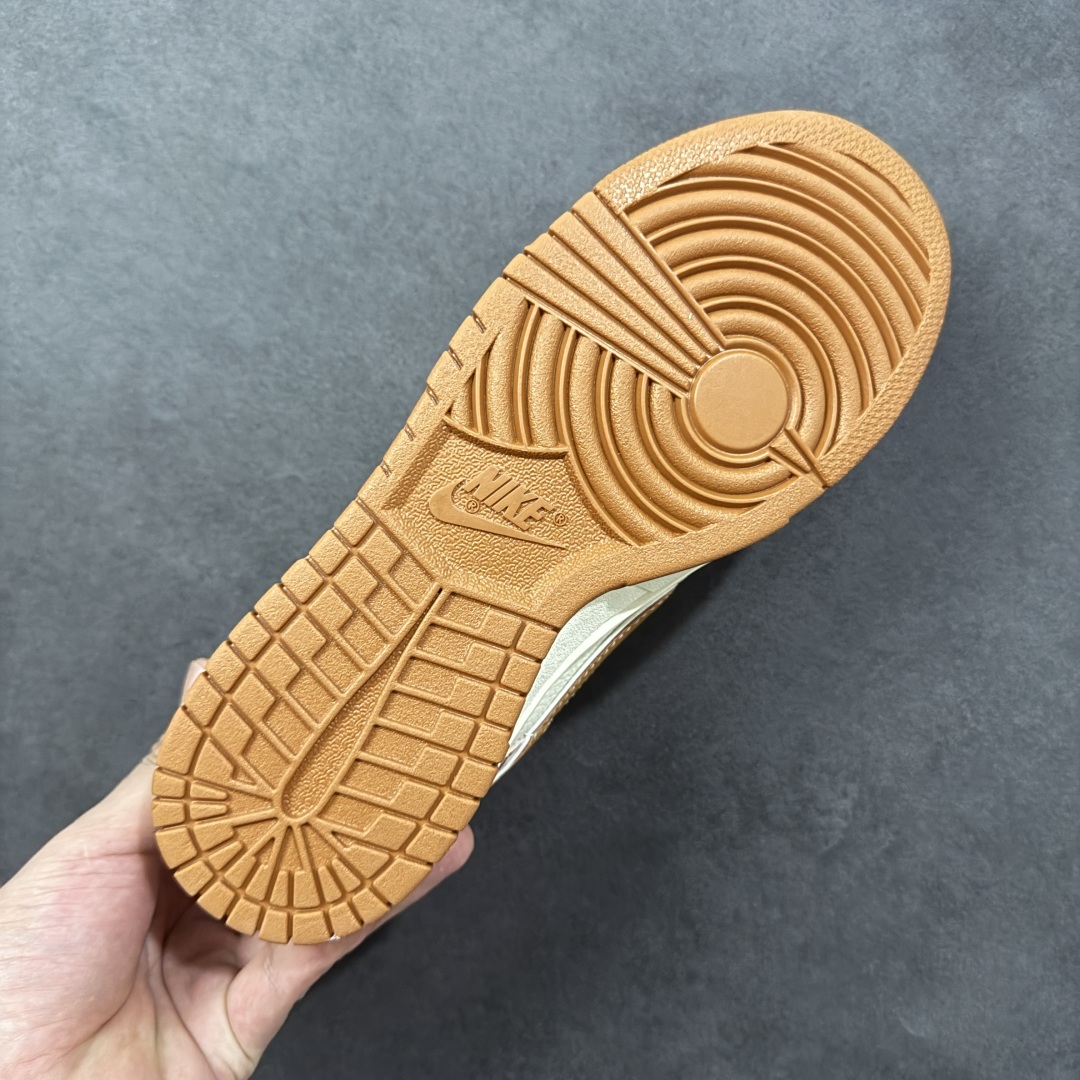 图片[9]-【定制版】Nike Jordan Air Jordan 1“古驰联名——多姿多彩” 高端定制 低帮 复古 减震 防滑 耐磨 休闲鞋 定制鞋盒 大厂纯原品质出货 超高清洁度 皮料切割干净无任何毛边 细节完美 货号：SR8888-012 尺码： 36 36.5 37.5 38 38.5 39 40 40.5 41 42 42.5 43 44 44.5 45-选品中心