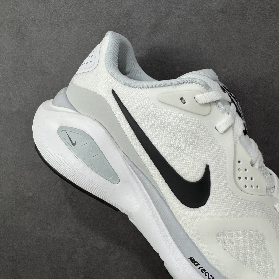 图片[6]-【RS纯原版】NK Zoom Structure 26代 缓震舒适轻量跑步鞋 鞋面采用聚酯纤维网面材质制作。鞋身整体轻盈舒适透气，整体颜色非常协调，简约风格，让日穿的穿搭更时尚。前掌搭载Air Zoom气垫，中底采用ReactX泡棉减震科技。 货号：HJ1102-100 尺码：36 36.5 37.5 38 38.5 39 40 40.5 41 42 42.5 43 44 44.5 45 46-选品中心