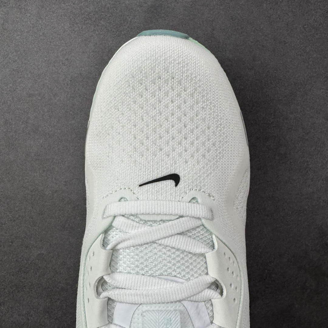 图片[8]-【RS纯原版】NK Zoom Structure 26代 缓震舒适轻量跑步鞋 鞋面采用聚酯纤维网面材质制作。鞋身整体轻盈舒适透气，整体颜色非常协调，简约风格，让日穿的穿搭更时尚。前掌搭载Air Zoom气垫，中底采用ReactX泡棉减震科技。 货号：HJ1101-100 尺码：36 36.5 37.5 38 38.5 39 40 40.5 41 42 42.5 43 44 44.5 45 46-选品中心