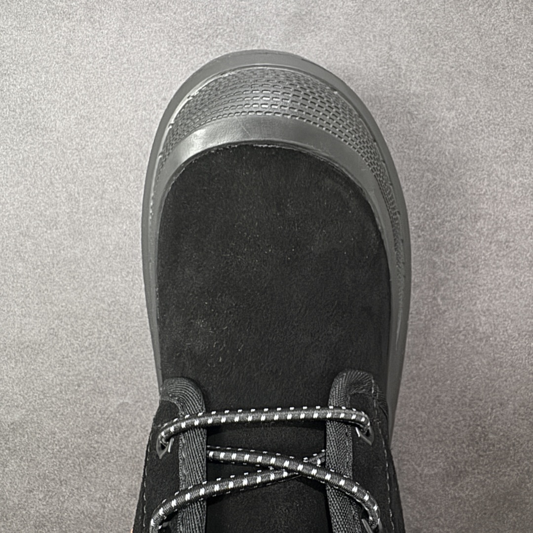 图片[8]-【SP顶级版】UGG Neumel Weather Hybrid M/1143991 秋冬羊毛一体雪地靴 原代工厂隆丰A级真羊毛皮一体完全遵循正平正品，精选A级羊皮毛一体材质，内里毛绒如云朵般包裹双脚，白带恒温属性一寒锁温抗冻，股季透气排湿，让双脚时刻处于干爽舒适的状态，轻量化设计搭配柔韧鞋底，每一步都似踩在软垫上，再加上贴合足型的弧度与足跟支撑，无论是居家休憩,外出通勤还是日常跑腿，全天行走也无负担。 从经典高筒靴到简约拖鞋，从基础中性色到潮流设计，既能与牛仔裤、卫衣打造随性日常，也能搭配裙子、男女同款更能轻松适配情侣穿搭。 优质羊皮毛天生耐磨损，搭配扎实工艺与防水科技加持，能抵御日常磨损与雨雪侵袭。一双穿数年仍能保持柔软质感💪🏻 尺码：35-45 编码：XZB340350-选品中心