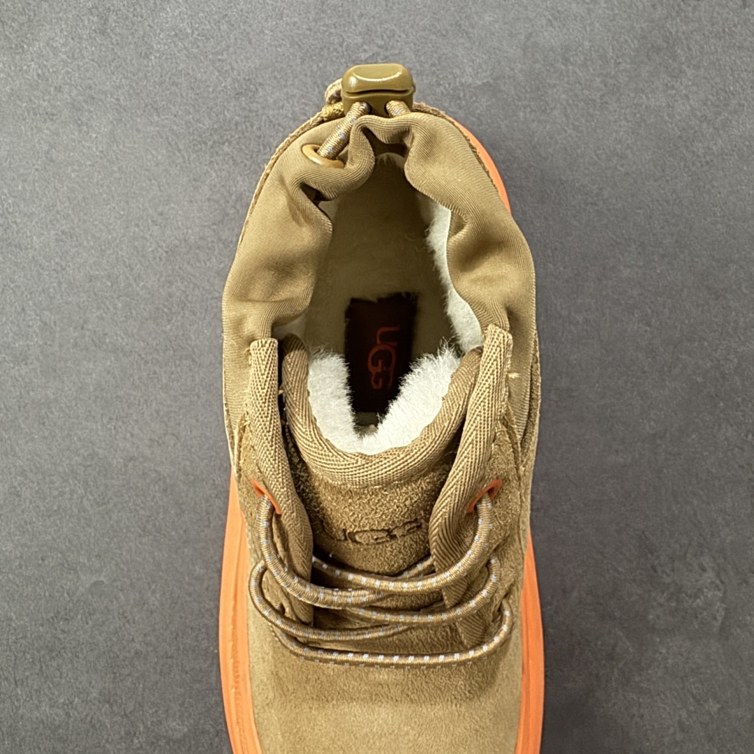 图片[7]-【SP顶级版】UGG Neumel Weather Hybrid M/1143991 秋冬羊毛一体雪地靴 原代工厂隆丰A级真羊毛皮一体完全遵循正平正品，精选A级羊皮毛一体材质，内里毛绒如云朵般包裹双脚，白带恒温属性一寒锁温抗冻，股季透气排湿，让双脚时刻处于干爽舒适的状态，轻量化设计搭配柔韧鞋底，每一步都似踩在软垫上，再加上贴合足型的弧度与足跟支撑，无论是居家休憩,外出通勤还是日常跑腿，全天行走也无负担。 从经典高筒靴到简约拖鞋，从基础中性色到潮流设计，既能与牛仔裤、卫衣打造随性日常，也能搭配裙子、男女同款更能轻松适配情侣穿搭。 优质羊皮毛天生耐磨损，搭配扎实工艺与防水科技加持，能抵御日常磨损与雨雪侵袭。一双穿数年仍能保持柔软质感💪🏻 尺码：35-45 编码：XZB340350-选品中心