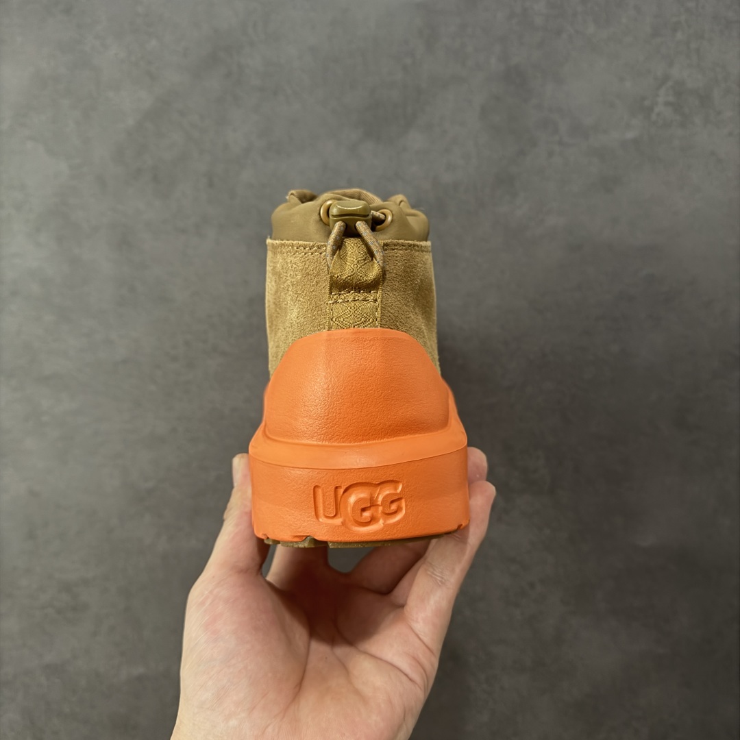 图片[4]-【SP顶级版】UGG Neumel Weather Hybrid M/1143991 秋冬羊毛一体雪地靴 原代工厂隆丰A级真羊毛皮一体完全遵循正平正品，精选A级羊皮毛一体材质，内里毛绒如云朵般包裹双脚，白带恒温属性一寒锁温抗冻，股季透气排湿，让双脚时刻处于干爽舒适的状态，轻量化设计搭配柔韧鞋底，每一步都似踩在软垫上，再加上贴合足型的弧度与足跟支撑，无论是居家休憩,外出通勤还是日常跑腿，全天行走也无负担。 从经典高筒靴到简约拖鞋，从基础中性色到潮流设计，既能与牛仔裤、卫衣打造随性日常，也能搭配裙子、男女同款更能轻松适配情侣穿搭。 优质羊皮毛天生耐磨损，搭配扎实工艺与防水科技加持，能抵御日常磨损与雨雪侵袭。一双穿数年仍能保持柔软质感💪🏻 尺码：35-45 编码：XZB340350-选品中心