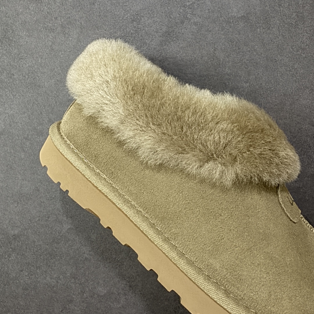 图片[6]-【SP顶级版】UGG W Classic MINI II 羚羊 秋冬羊毛一体雪地靴 1134810 原代工厂隆丰A级真羊毛皮一体完全遵循正平正品，精选A级羊皮毛一体材质，内里毛绒如云朵般包裹双脚，白带恒温属性一寒锁温抗冻，股季透气排湿，让双脚时刻处于干爽舒适的状态，轻量化设计搭配柔韧鞋底，每一步都似踩在软垫上，再加上贴合足型的弧度与足跟支撑，无论是居家休憩,外出通勤还是日常跑腿，全天行走也无负担。 从经典高筒靴到简约拖鞋，从基础中性色到潮流设计，既能与牛仔裤、卫衣打造随性日常，也能搭配裙子、男女同款更能轻松适配情侣穿搭。 优质羊皮毛天生耐磨损，搭配扎实工艺与防水科技加持，能抵御日常磨损与雨雪侵袭。一双穿数年仍能保持柔软质感💪🏻 尺码：35-40-选品中心