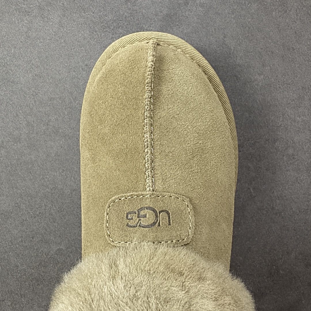 图片[8]-【SP顶级版】UGG W Classic MINI II 羚羊 秋冬羊毛一体雪地靴 1134810 原代工厂隆丰A级真羊毛皮一体完全遵循正平正品，精选A级羊皮毛一体材质，内里毛绒如云朵般包裹双脚，白带恒温属性一寒锁温抗冻，股季透气排湿，让双脚时刻处于干爽舒适的状态，轻量化设计搭配柔韧鞋底，每一步都似踩在软垫上，再加上贴合足型的弧度与足跟支撑，无论是居家休憩,外出通勤还是日常跑腿，全天行走也无负担。 从经典高筒靴到简约拖鞋，从基础中性色到潮流设计，既能与牛仔裤、卫衣打造随性日常，也能搭配裙子、男女同款更能轻松适配情侣穿搭。 优质羊皮毛天生耐磨损，搭配扎实工艺与防水科技加持，能抵御日常磨损与雨雪侵袭。一双穿数年仍能保持柔软质感💪🏻 尺码：35-40-选品中心