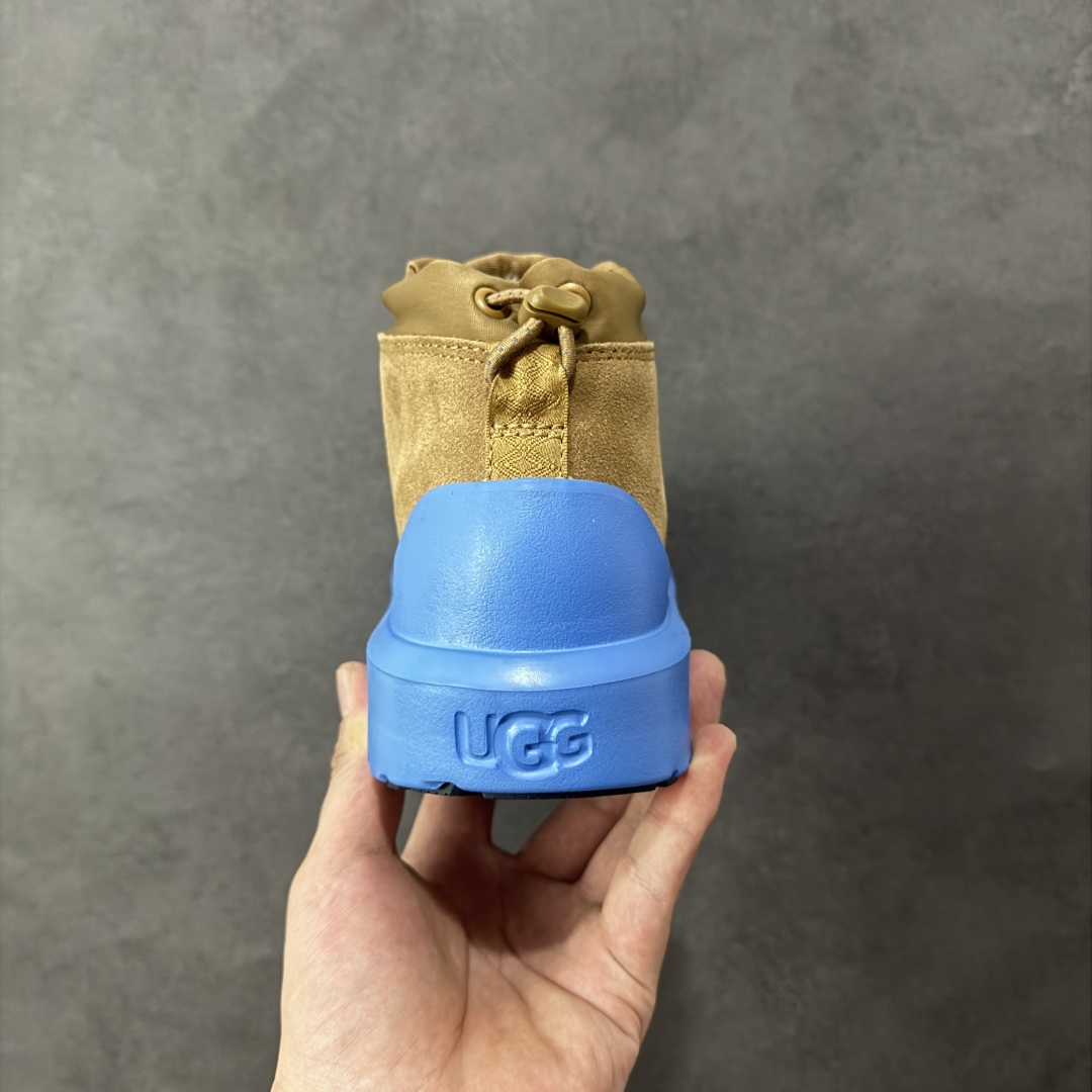 图片[4]-【SP顶级版】UGG Neumel Weather Hybrid M/1143991 秋冬羊毛一体雪地靴 原代工厂隆丰A级真羊毛皮一体完全遵循正平正品，精选A级羊皮毛一体材质，内里毛绒如云朵般包裹双脚，白带恒温属性一寒锁温抗冻，股季透气排湿，让双脚时刻处于干爽舒适的状态，轻量化设计搭配柔韧鞋底，每一步都似踩在软垫上，再加上贴合足型的弧度与足跟支撑，无论是居家休憩,外出通勤还是日常跑腿，全天行走也无负担。 从经典高筒靴到简约拖鞋，从基础中性色到潮流设计，既能与牛仔裤、卫衣打造随性日常，也能搭配裙子、男女同款更能轻松适配情侣穿搭。 优质羊皮毛天生耐磨损，搭配扎实工艺与防水科技加持，能抵御日常磨损与雨雪侵袭。一双穿数年仍能保持柔软质感💪🏻 尺码：35-45 编码：XZB340350-选品中心