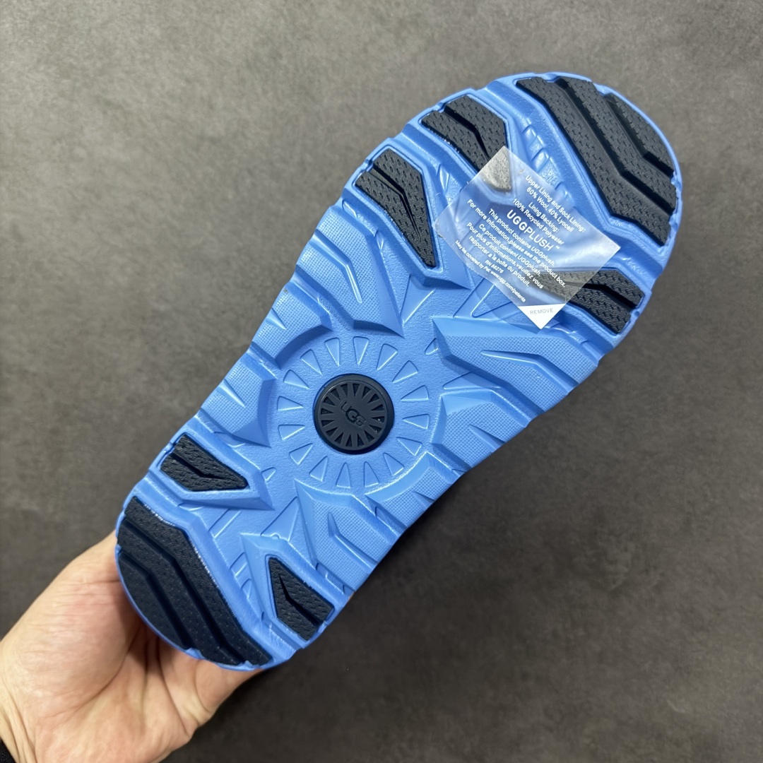 图片[9]-【SP顶级版】UGG Neumel Weather Hybrid M/1143991 秋冬羊毛一体雪地靴 原代工厂隆丰A级真羊毛皮一体完全遵循正平正品，精选A级羊皮毛一体材质，内里毛绒如云朵般包裹双脚，白带恒温属性一寒锁温抗冻，股季透气排湿，让双脚时刻处于干爽舒适的状态，轻量化设计搭配柔韧鞋底，每一步都似踩在软垫上，再加上贴合足型的弧度与足跟支撑，无论是居家休憩,外出通勤还是日常跑腿，全天行走也无负担。 从经典高筒靴到简约拖鞋，从基础中性色到潮流设计，既能与牛仔裤、卫衣打造随性日常，也能搭配裙子、男女同款更能轻松适配情侣穿搭。 优质羊皮毛天生耐磨损，搭配扎实工艺与防水科技加持，能抵御日常磨损与雨雪侵袭。一双穿数年仍能保持柔软质感💪🏻 尺码：35-45 编码：XZB340350-选品中心