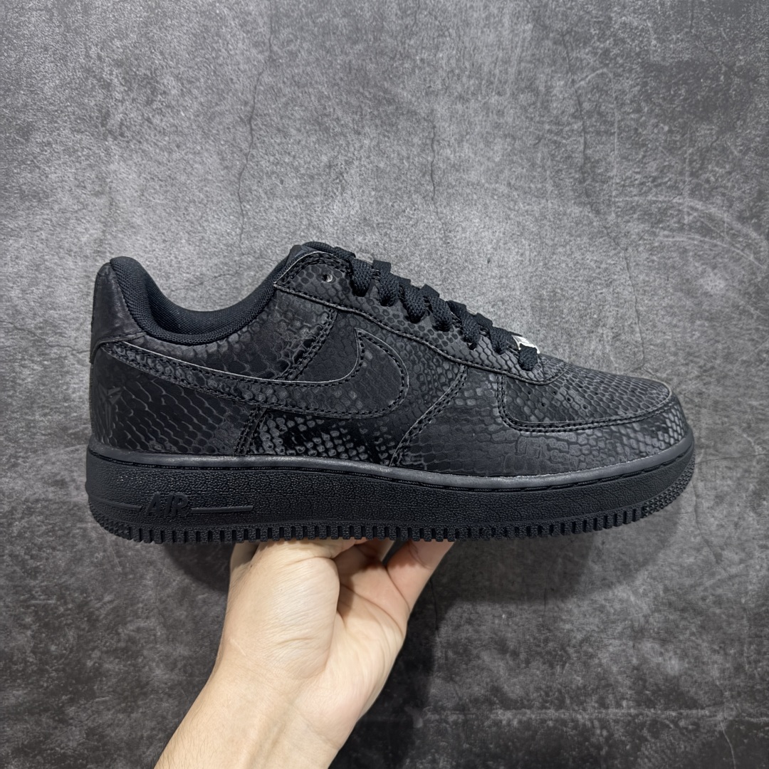 【ZOK版本】Nike Air Force 1 Low AF1 x Kobe Foreve黑曼巴时尚舒适防滑耐磨低帮板鞋 男鞋 科比蛇纹黑色 IB0018-500 私人订单开发 区别市场通货 原楦头原纸板 打造纯正空军专注外贸渠道 正确头层蛇纹皮革鞋面材质 蛇纹效果显著 内置全掌真气垫 原盒配件 正确中底拉帮工艺 正确鞋盒 货号:IB0018-003 尺码:40 40.5 41 42 42.5 43 44 44.5 45 46 47.5 48-选品中心