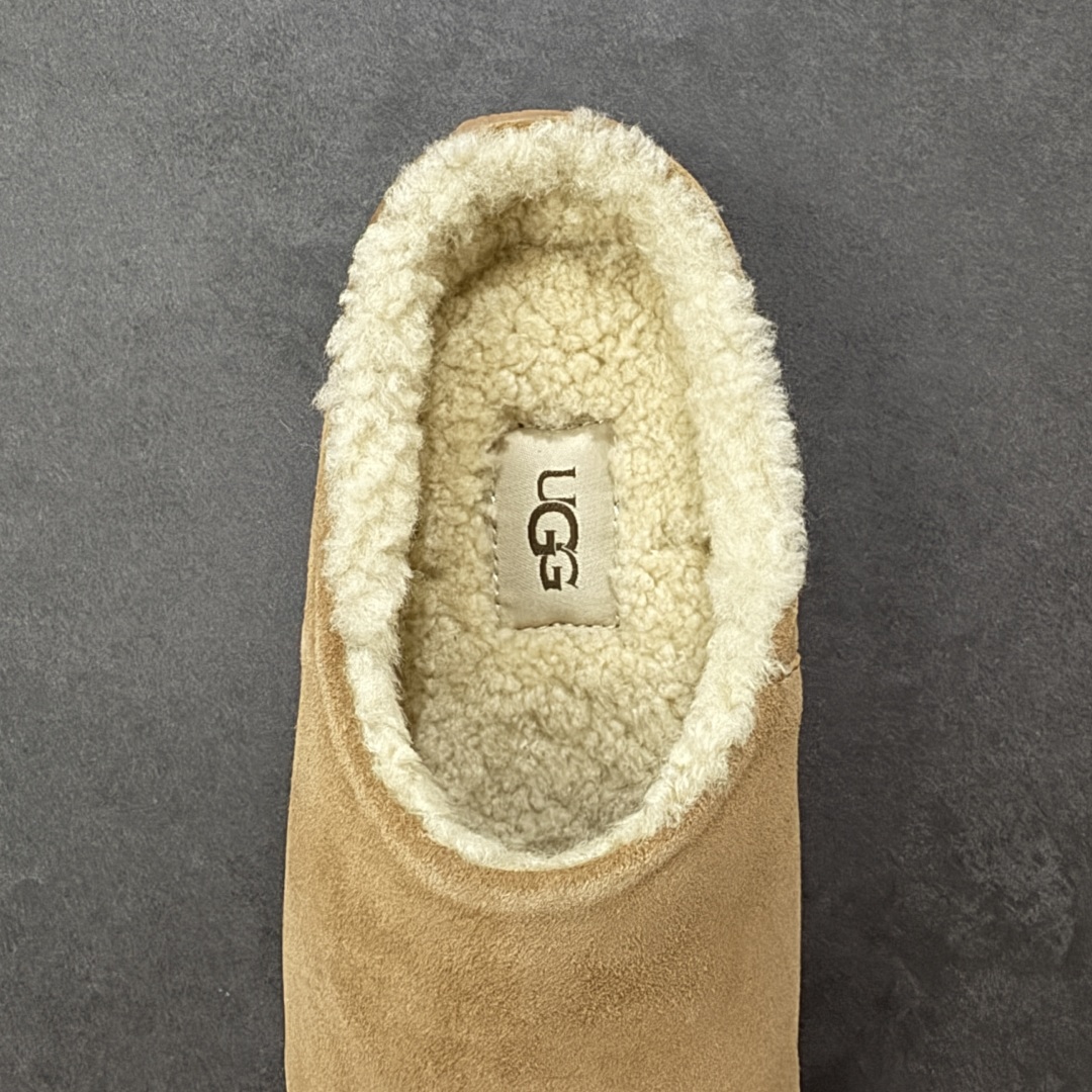 图片[7]-【SP顶级版】UGG NITA 一脚蹬拖鞋 秋冬羊毛一体雪地靴 W/1166210 原代工厂隆丰A级真羊毛皮一体完全遵循正平正品，精选A级羊皮毛一体材质，内里毛绒如云朵般包裹双脚，白带恒温属性一寒锁温抗冻，股季透气排湿，让双脚时刻处于干爽舒适的状态，轻量化设计搭配柔韧鞋底，每一步都似踩在软垫上，再加上贴合足型的弧度与足跟支撑，无论是居家休憩,外出通勤还是日常跑腿，全天行走也无负担。 从经典高筒靴到简约拖鞋，从基础中性色到潮流设计，既能与牛仔裤、卫衣打造随性日常，也能搭配裙子、男女同款更能轻松适配情侣穿搭。 优质羊皮毛天生耐磨损，搭配扎实工艺与防水科技加持，能抵御日常磨损与雨雪侵袭。一双穿数年仍能保持柔软质感💪🏻 尺码：35-40-选品中心