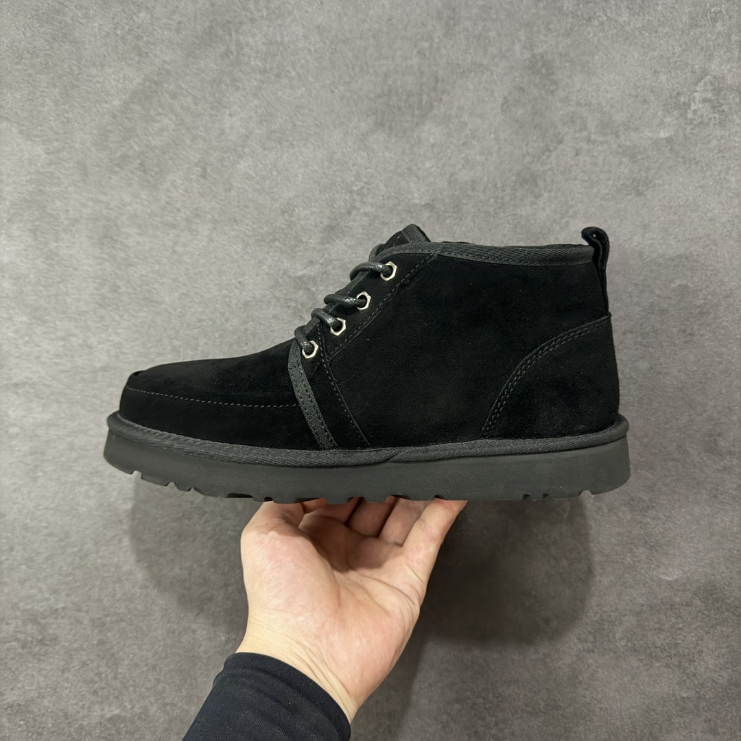 图片[2]-【SP顶级版】UGG TASMAN 秋冬羊毛一体雪地靴 W/1163095 原代工厂隆丰A级真羊毛皮一体完全遵循正平正品，精选A级羊皮毛一体材质，内里毛绒如云朵般包裹双脚，白带恒温属性一寒锁温抗冻，股季透气排湿，让双脚时刻处于干爽舒适的状态，轻量化设计搭配柔韧鞋底，每一步都似踩在软垫上，再加上贴合足型的弧度与足跟支撑，无论是居家休憩,外出通勤还是日常跑腿，全天行走也无负担。 从经典高筒靴到简约拖鞋，从基础中性色到潮流设计，既能与牛仔裤、卫衣打造随性日常，也能搭配裙子、男女同款更能轻松适配情侣穿搭。 优质羊皮毛天生耐磨损，搭配扎实工艺与防水科技加持，能抵御日常磨损与雨雪侵袭。一双穿数年仍能保持柔软质感💪🏻 尺码：39-45-选品中心