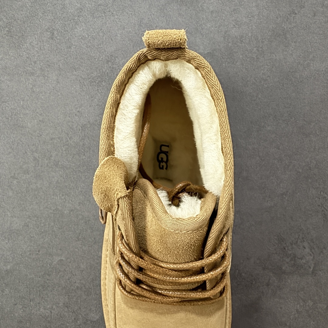 图片[7]-【SP顶级版】UGG TASMAN 秋冬羊毛一体雪地靴 W/1163095 原代工厂隆丰A级真羊毛皮一体完全遵循正平正品，精选A级羊皮毛一体材质，内里毛绒如云朵般包裹双脚，白带恒温属性一寒锁温抗冻，股季透气排湿，让双脚时刻处于干爽舒适的状态，轻量化设计搭配柔韧鞋底，每一步都似踩在软垫上，再加上贴合足型的弧度与足跟支撑，无论是居家休憩,外出通勤还是日常跑腿，全天行走也无负担。 从经典高筒靴到简约拖鞋，从基础中性色到潮流设计，既能与牛仔裤、卫衣打造随性日常，也能搭配裙子、男女同款更能轻松适配情侣穿搭。 优质羊皮毛天生耐磨损，搭配扎实工艺与防水科技加持，能抵御日常磨损与雨雪侵袭。一双穿数年仍能保持柔软质感💪🏻 尺码：39-45-选品中心