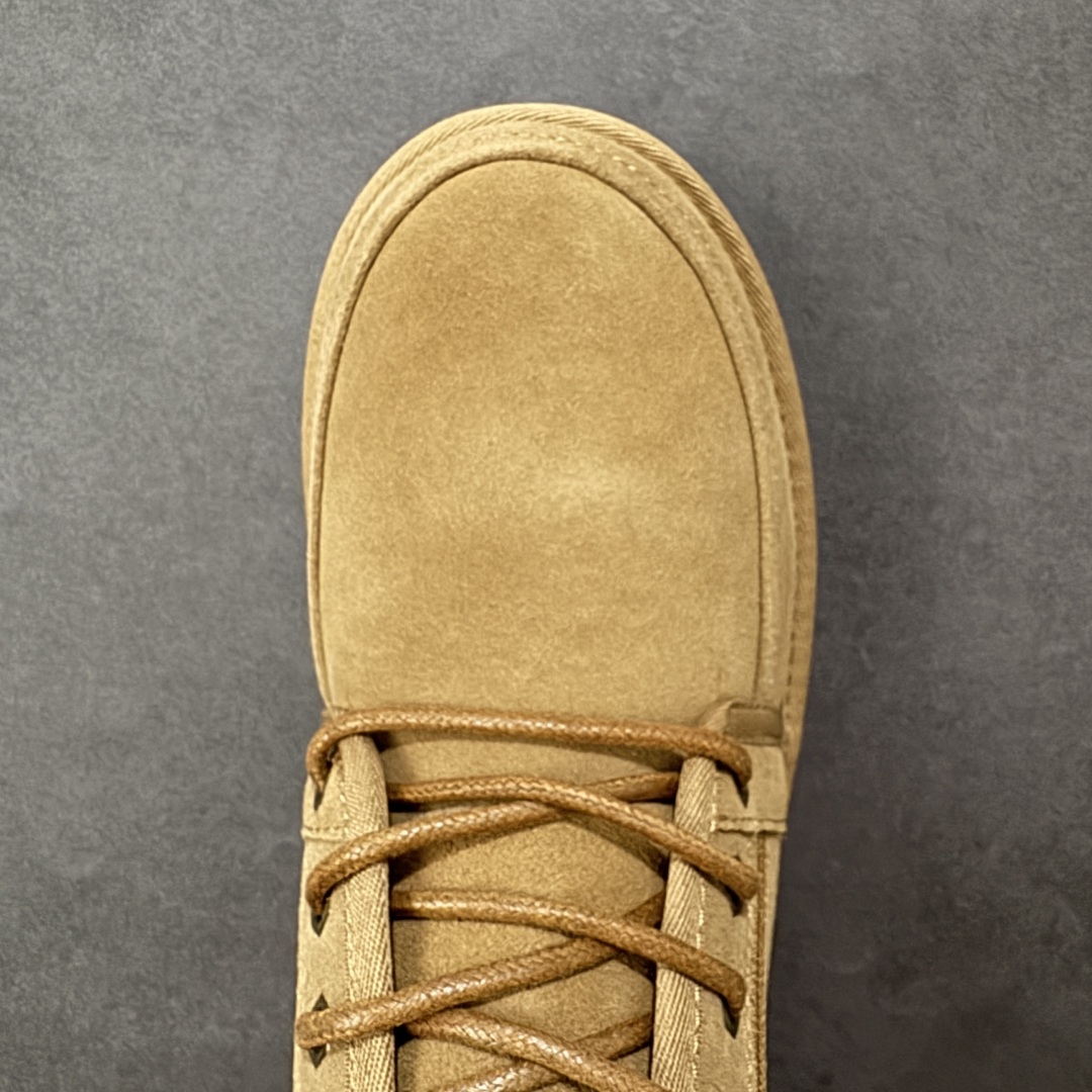 图片[8]-【SP顶级版】UGG TASMAN 秋冬羊毛一体雪地靴 W/1163095 原代工厂隆丰A级真羊毛皮一体完全遵循正平正品，精选A级羊皮毛一体材质，内里毛绒如云朵般包裹双脚，白带恒温属性一寒锁温抗冻，股季透气排湿，让双脚时刻处于干爽舒适的状态，轻量化设计搭配柔韧鞋底，每一步都似踩在软垫上，再加上贴合足型的弧度与足跟支撑，无论是居家休憩,外出通勤还是日常跑腿，全天行走也无负担。 从经典高筒靴到简约拖鞋，从基础中性色到潮流设计，既能与牛仔裤、卫衣打造随性日常，也能搭配裙子、男女同款更能轻松适配情侣穿搭。 优质羊皮毛天生耐磨损，搭配扎实工艺与防水科技加持，能抵御日常磨损与雨雪侵袭。一双穿数年仍能保持柔软质感💪🏻 尺码：39-45-选品中心