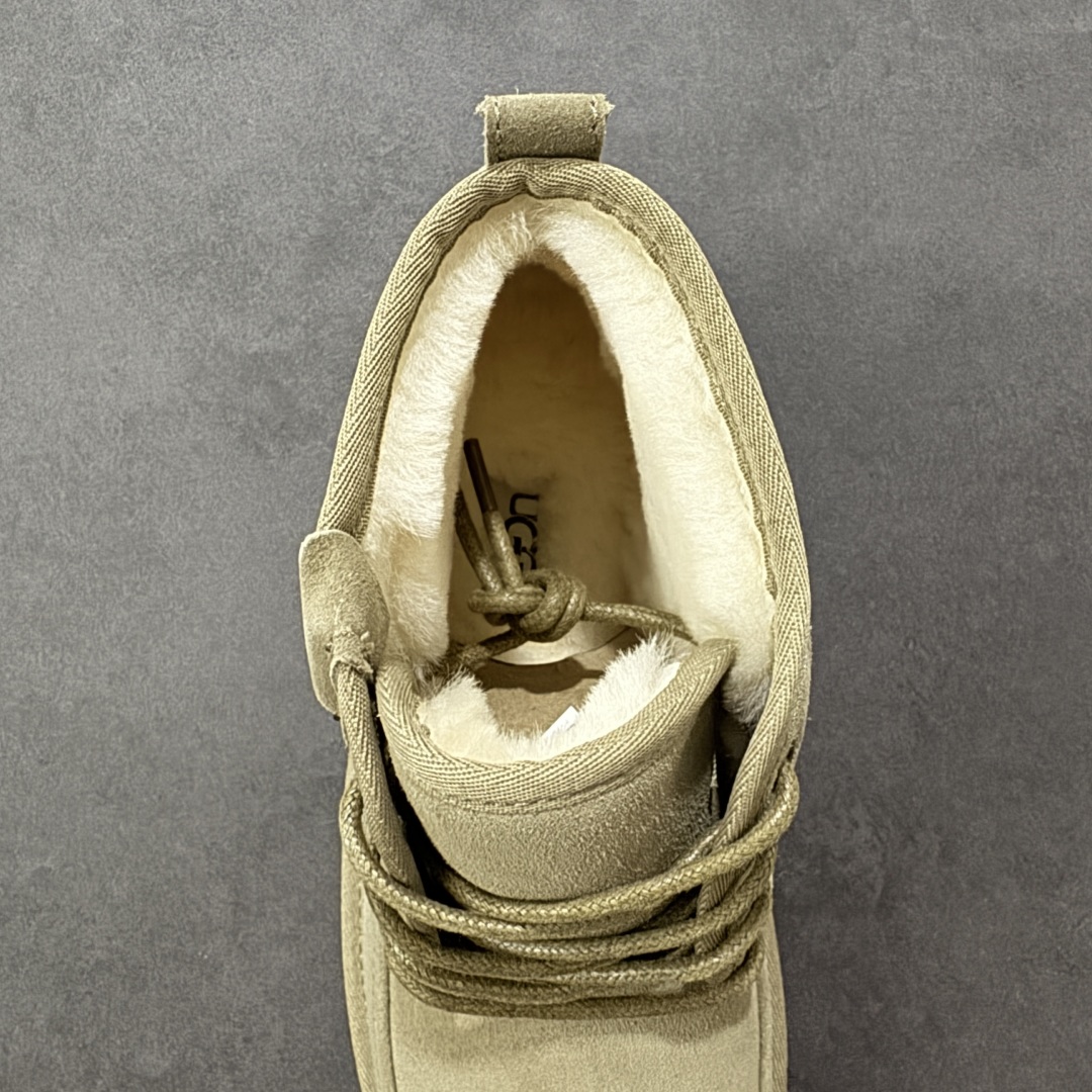 图片[7]-【SP顶级版】UGG TASMAN 秋冬羊毛一体雪地靴 W/1163095 原代工厂隆丰A级真羊毛皮一体完全遵循正平正品，精选A级羊皮毛一体材质，内里毛绒如云朵般包裹双脚，白带恒温属性一寒锁温抗冻，股季透气排湿，让双脚时刻处于干爽舒适的状态，轻量化设计搭配柔韧鞋底，每一步都似踩在软垫上，再加上贴合足型的弧度与足跟支撑，无论是居家休憩,外出通勤还是日常跑腿，全天行走也无负担。 从经典高筒靴到简约拖鞋，从基础中性色到潮流设计，既能与牛仔裤、卫衣打造随性日常，也能搭配裙子、男女同款更能轻松适配情侣穿搭。 优质羊皮毛天生耐磨损，搭配扎实工艺与防水科技加持，能抵御日常磨损与雨雪侵袭。一双穿数年仍能保持柔软质感💪🏻 尺码：39-45-选品中心