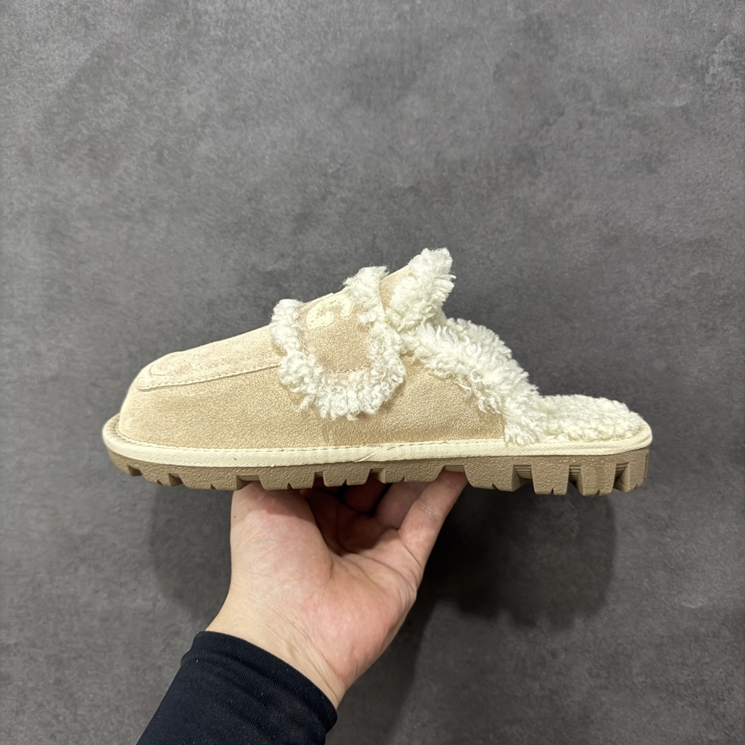图片[2]-【代购版】UGG秋冬最新款OB938系列法式羊毛刺绣毛毛拖雪地靴 采用隆丰A级澳洲进口羊皮毛一体 品牌代工厂生产线 完全遵循ZP工艺流程 代工厂原厂版师 秉承无原鞋不开发 注重每一处细节 市面最正确版 发泡大底：轻便/耐用/柔韧 Sise：35 36 37 38 39 40-选品中心