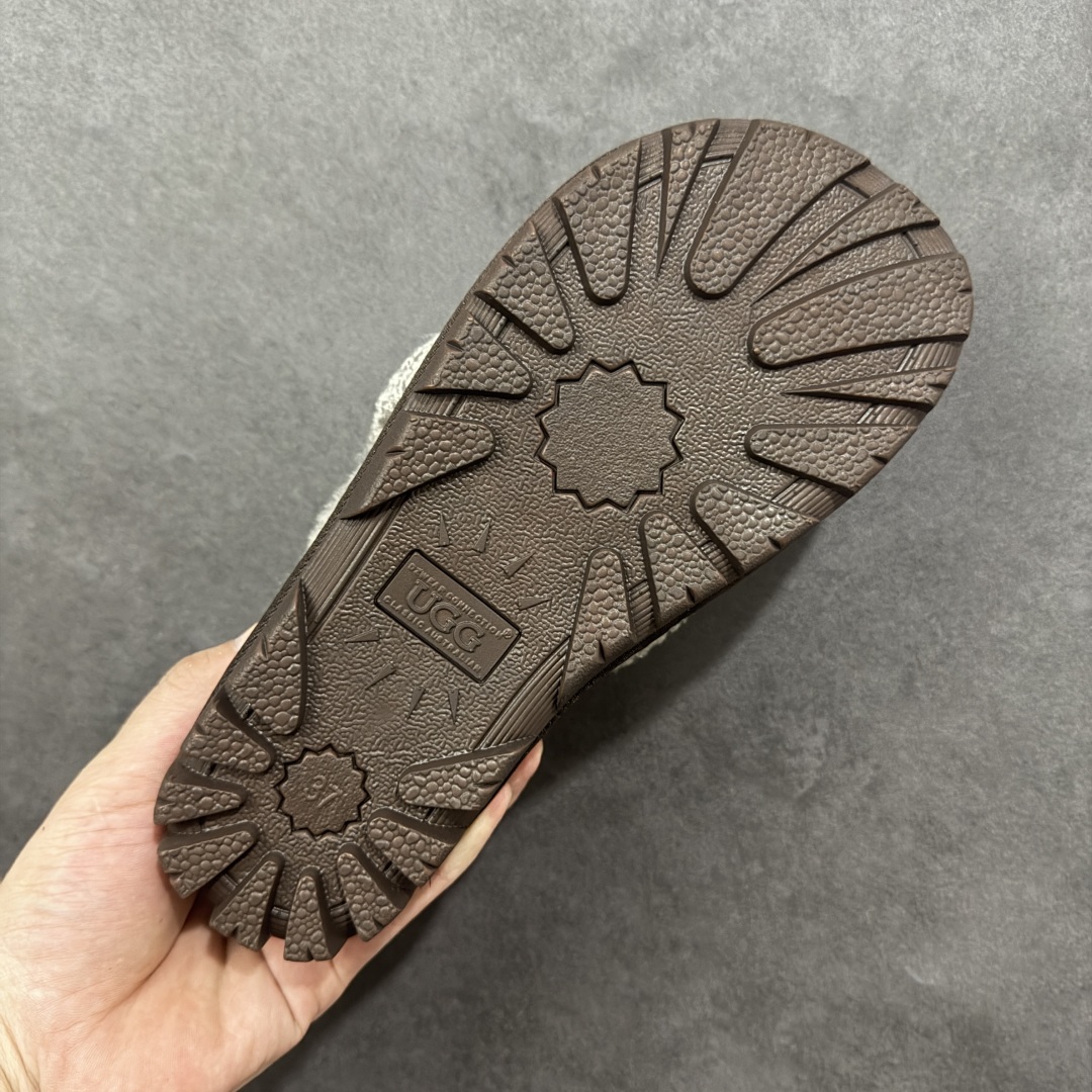 图片[9]-【代购版】UGG秋冬最新款OB938系列法式羊毛刺绣毛毛拖雪地靴 采用隆丰A级澳洲进口羊皮毛一体 品牌代工厂生产线 完全遵循ZP工艺流程 代工厂原厂版师 秉承无原鞋不开发 注重每一处细节 市面最正确版 发泡大底：轻便/耐用/柔韧 Sise：35 36 37 38 39 40-选品中心