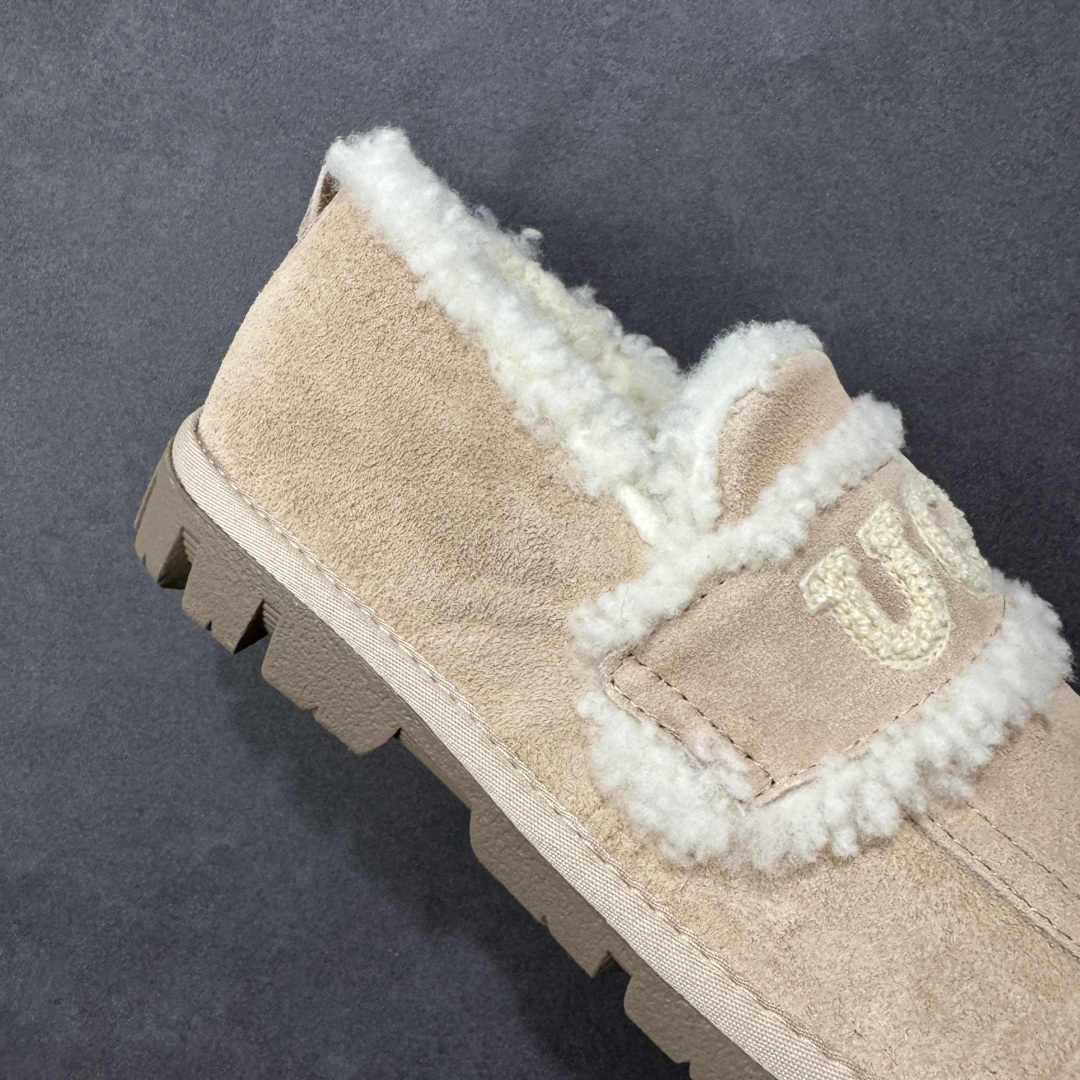 图片[6]-【代购版】UGG秋冬最新款OB938系列法式羊毛刺绣毛毛拖雪地靴 采用隆丰A级澳洲进口羊皮毛一体 品牌代工厂生产线 完全遵循ZP工艺流程 代工厂原厂版师 秉承无原鞋不开发 注重每一处细节 市面最正确版 发泡大底：轻便/耐用/柔韧 Sise：35 36 37 38 39 40-选品中心