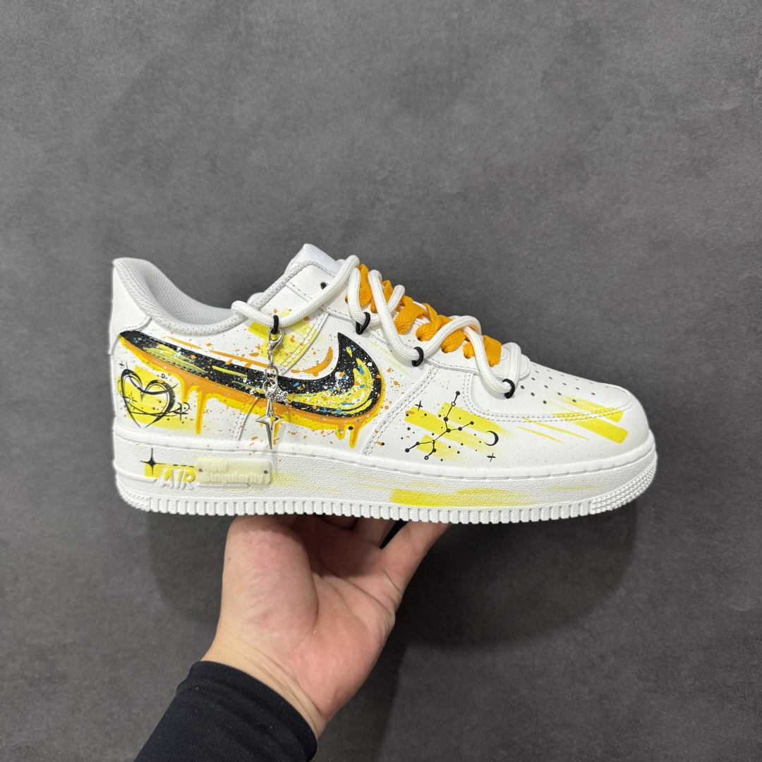 【定制版】Nike Air Force 1 Low 07 新奇点十二星座系列 金牛座 原楦头原纸板 打造纯正低帮空军版型 专注外贸渠道 全掌内置蜂窝气垫 原盒配件 原厂中底钢印、拉帮完美 货号:星座420-520 尺码:36 36.5 37.5 38 38.5 39 40 40.5 41 42 42.5 43 44 44.5 45-选品中心
