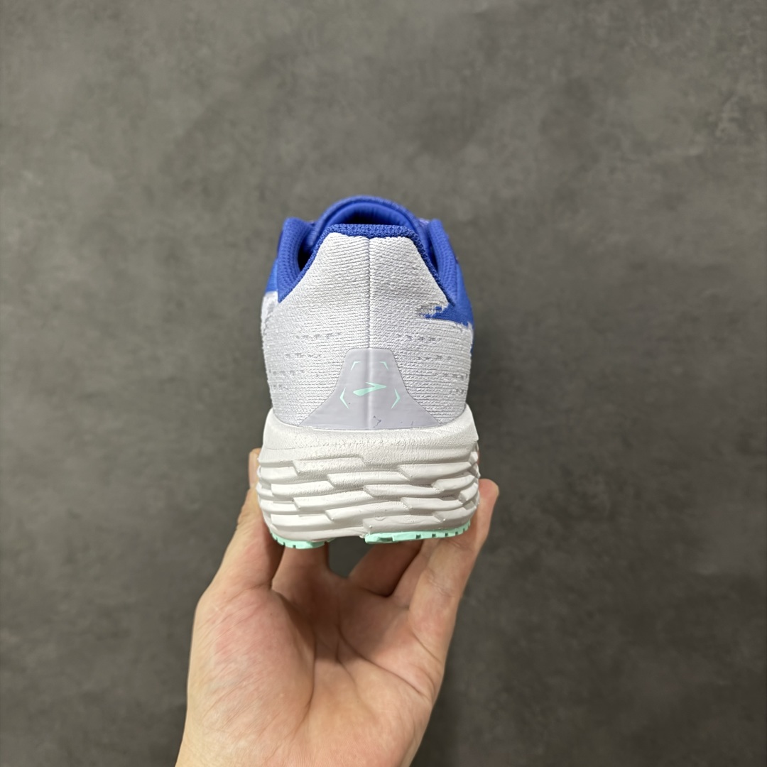 图片[4]-【公司级】Brooks布鲁克斯 Launch 11 跑鞋缓震马拉松氮气慢跑鞋 启速11舒适透气轻量缓震跑步鞋 中底DNA FLASH和前掌DNA FLASH V2缓震系统，双重注氮缓震科技，超轻量超回弹。ROADTACK新型橡胶大底，抓地防滑耐磨。透气工程网眼鞋面设计，舒适包裹双足。 货号：120439-1B-472 尺码：36 36.5 37.5 38 38.5 39 40 40.5 41 42 42.5 43 44 45 编码：LNHB230240-选品中心