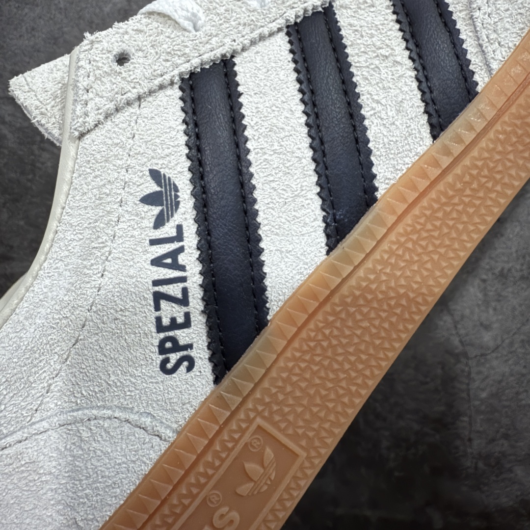 图片[3]-【Top纯原版】Adidas Handball Spezial 阿迪达斯经典款牛皮复古休闲板鞋 米白黑生胶 IF6562 原厂原档案开发出品 皮料切割干净无任何毛边 鞋型细节完美 超高清洁度 市场最高版本 尺码：35.5 36 36.5 37 38 38.5 39 40 40.5 41 42 42.5 43 44 44.5 45-选品中心