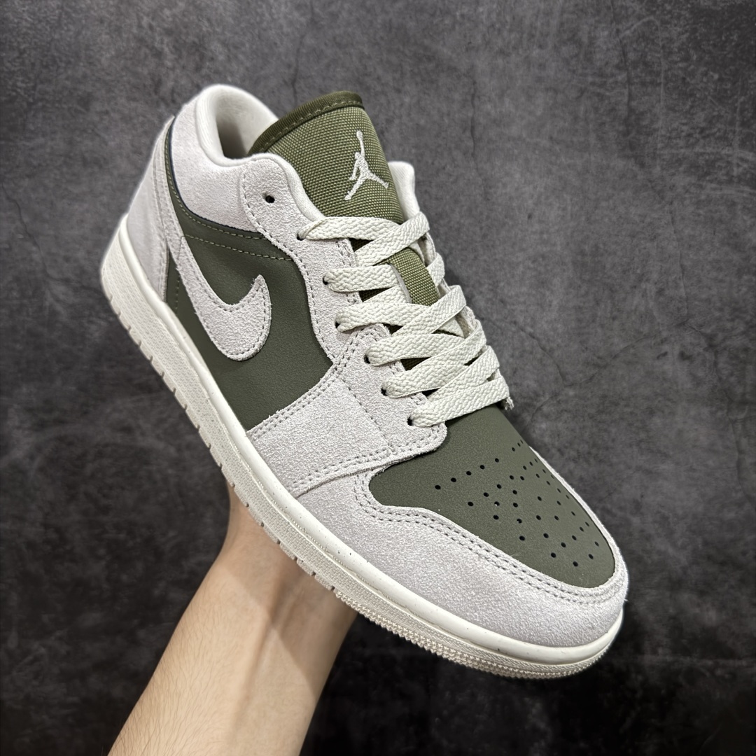 图片[3]-【DT纯原】Air Jordan Low AJ1 乔1灰绿 低帮文化休闲运动板鞋 HV4089-201  市面中低帮最具代表性版本没有之一 口碑大厂出品 品控大底版型不断改良更新 全套原纸板楦头开发 确保原汁原味 完美呈现版型 完美零毛边处理 原厂内置全掌气垫 价格定位良心 平台专用代工流水线出品 一眼公司既视感 拿到手的一瞬间就与众不同 碾压市面所有版本 全部原鞋开发 每一个配色都会采购原鞋确认细节 打破市面看图做货无好货之说 尺码：35.5-46-选品中心