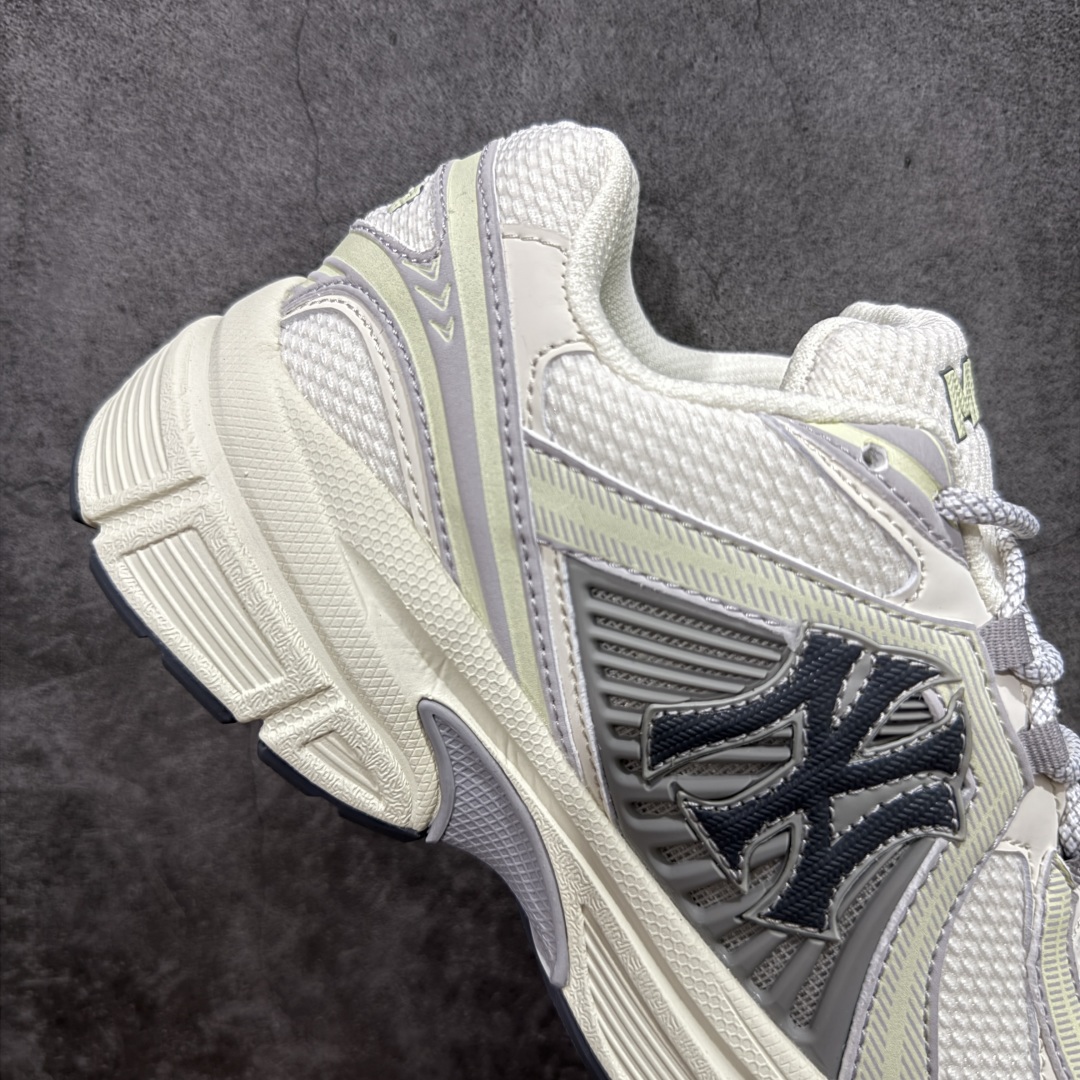 图片[7]-【纯原版】韩国洋基队NY大标潮流老爹鞋 MLB Trophy Runner 小白鞋复古轻便增高运动鞋新款绑带时尚潮流百搭 原材料打造 原楦原档案数据开发版型 完美鞋头弧度/后套收口效果🆚市面文案版本‼️ 原厂立体填充鞋舌海绵 中底注胶孔原数据开发模具大底 原厂转印标 保证不掉字 内增高6cm 原厂1：1模具开发 原厂进口纳米材质 原厂 全套手提袋 原盒雷射防伪标包装 天猫订单品质 官网尺码35 36 36.5 37.5 38 38.5 39 40 40.5 41 42 42.5 43 44 45-选品中心