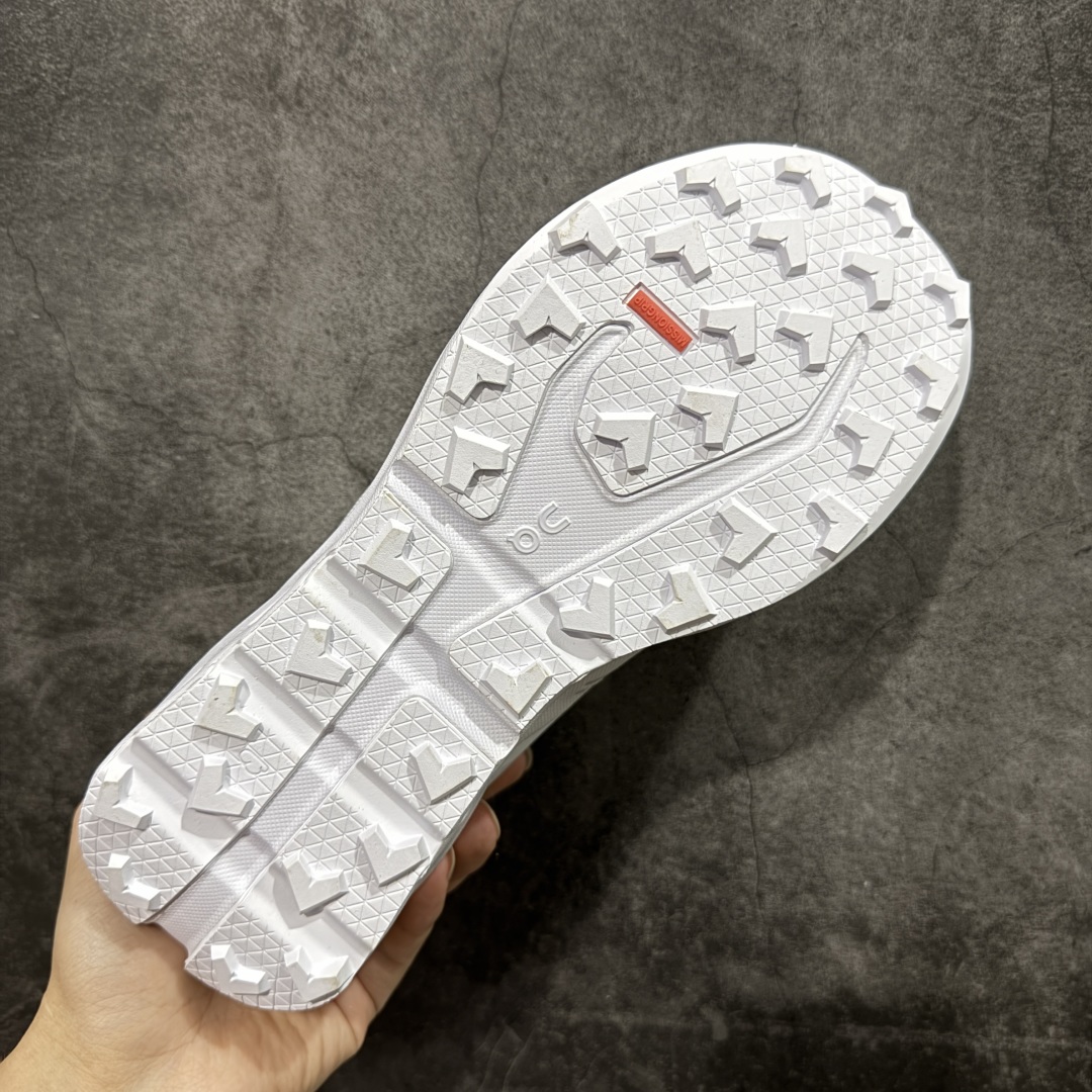 图片[9]-【PZ版本】On Cloudpulse Next 昂跑 低帮 百搭舒适透气低邦跑步鞋 高透气的双层网眼鞋面加入轻量TPU，增强耐用性，在昂跑的产品体系中，Cloudpulse是一款综合训练鞋，采用Tailor-made Superfoamg打造的CloudTecL中底，具有加固透气网眼鞋面、后跟贴片、尼龙混纺材质速度板等设计，适用于有氧训练等多种运动场景，能提供稳定的地面反馈脚感、良好的缓震和推进力等性能。\”Next\”通常代表着该系列的进一步发展、改进或更新迭代，可能在性能提升、设计优化、功能增强、材料升级等方面有所体现，以满足消费者不断变化的需求和更高的运动要求。 尺码：36 37 38 39 40 41 42 43 44 45 46-选品中心