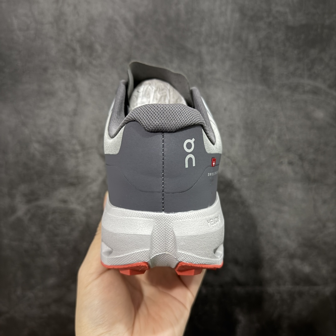 图片[4]-【PZ版本】On Cloudpulse Next 昂跑 低帮 百搭舒适透气低邦跑步鞋 高透气的双层网眼鞋面加入轻量TPU，增强耐用性，在昂跑的产品体系中，Cloudpulse是一款综合训练鞋，采用Tailor-made Superfoamg打造的CloudTecL中底，具有加固透气网眼鞋面、后跟贴片、尼龙混纺材质速度板等设计，适用于有氧训练等多种运动场景，能提供稳定的地面反馈脚感、良好的缓震和推进力等性能。\”Next\”通常代表着该系列的进一步发展、改进或更新迭代，可能在性能提升、设计优化、功能增强、材料升级等方面有所体现，以满足消费者不断变化的需求和更高的运动要求。 尺码：36 37 38 39 40 41 42 43 44 45 46-选品中心