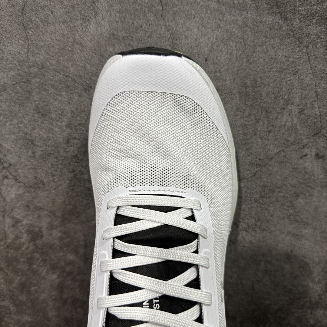 图片[5]-【PZ版本】On Cloudpulse Next 昂跑 低帮 百搭舒适透气低邦跑步鞋 高透气的双层网眼鞋面加入轻量TPU，增强耐用性，在昂跑的产品体系中，Cloudpulse是一款综合训练鞋，采用Tailor-made Superfoamg打造的CloudTecL中底，具有加固透气网眼鞋面、后跟贴片、尼龙混纺材质速度板等设计，适用于有氧训练等多种运动场景，能提供稳定的地面反馈脚感、良好的缓震和推进力等性能。\”Next\”通常代表着该系列的进一步发展、改进或更新迭代，可能在性能提升、设计优化、功能增强、材料升级等方面有所体现，以满足消费者不断变化的需求和更高的运动要求。 尺码：36 37 38 39 40 41 42 43 44 45 46-选品中心