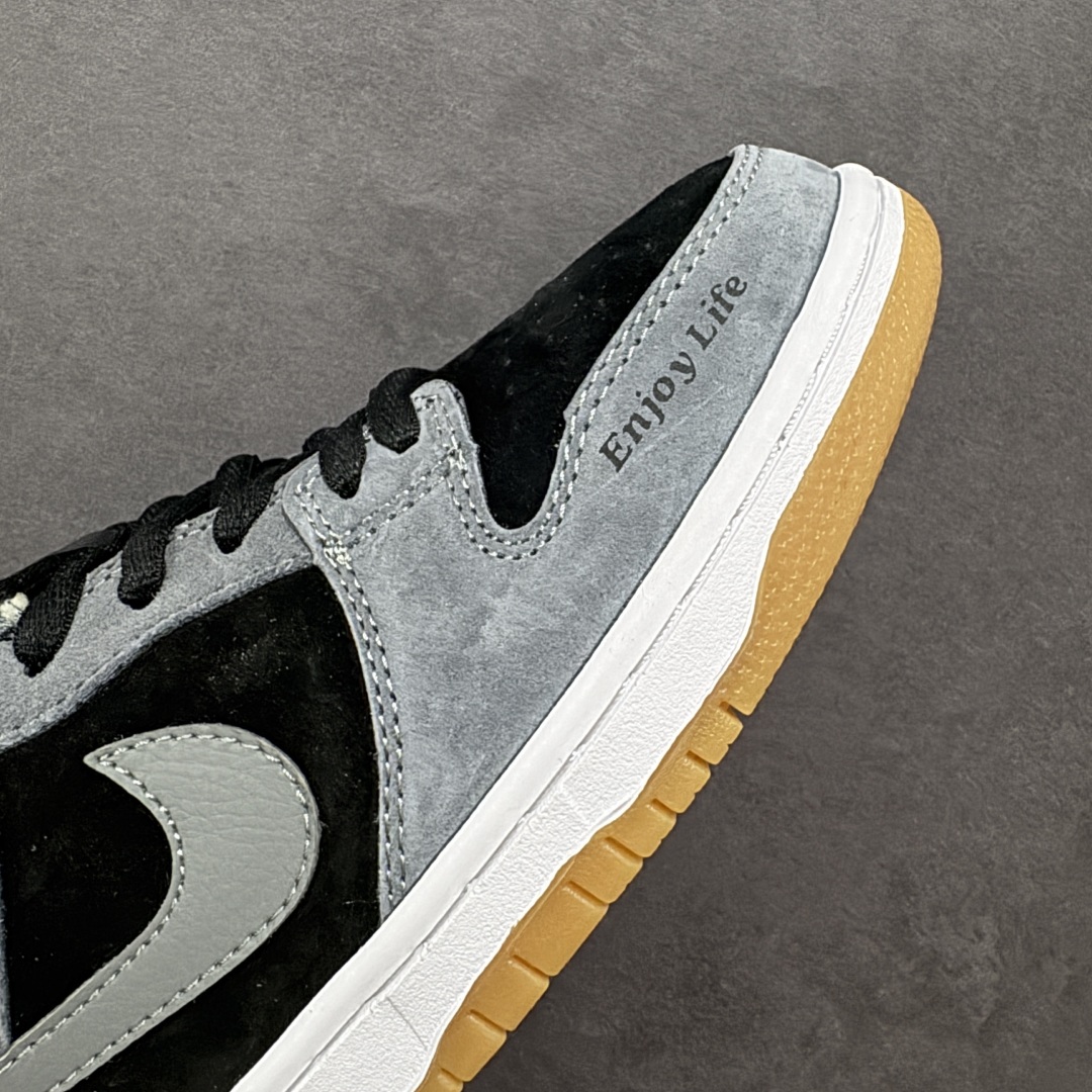 图片[5]-【定制版】Nike Dunk SB “DARK SMOKE GREY” 影子灰 雾霾 灰黑 原装头层材料 独家版型蒸餾加工 帶來的是更好的视觉和脚感体验 大厂纯原品质出货 清洁度 电绣工艺 皮料切割干净无任何毛边 细节完美 货号：HF3063-001 尺码：36 36.5 37.5 38 38.5 39 40 40.5 41 42 42.5 43 44 44.5 45-选品中心