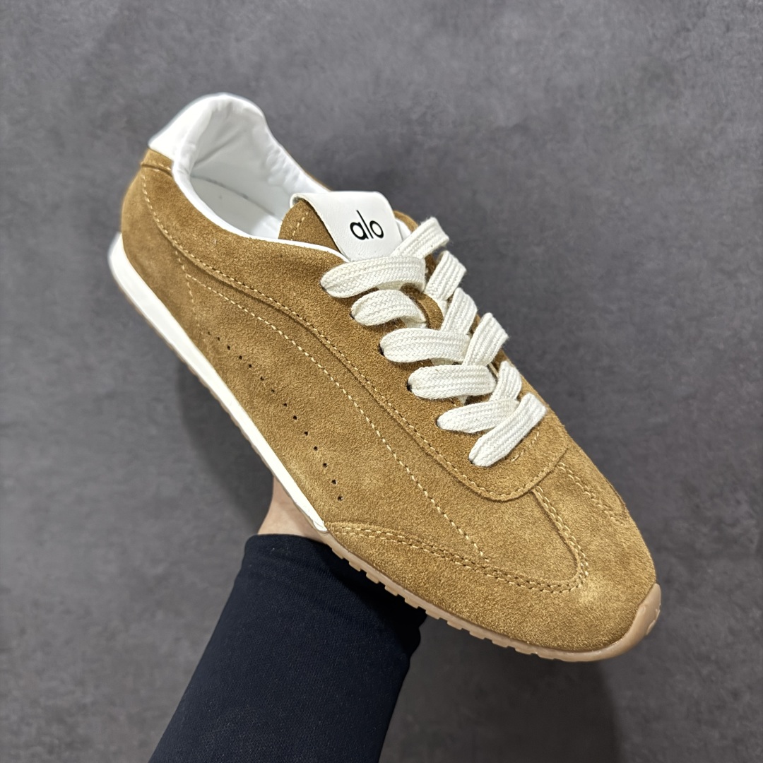 图片[3]-【公司级】Alo Yoga 最新爆款Sunset Sneaker系列 老钱风 系带 阿甘鞋 德训鞋 公司级高品质 舒适百搭 网布减震透气支撑耐磨低帮 私模打造 正确双层组合大底 头层翻毛皮料 内里垫脚透气网➕定制内增高 原版定制防滑橡胶大底 尺码：35 36 37 38 39 40 41 42 43 44 45-选品中心