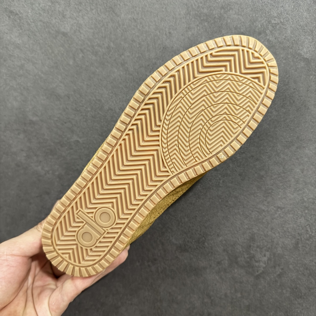 图片[9]-【公司级】Alo Yoga 最新爆款Sunset Sneaker系列 老钱风 系带 阿甘鞋 德训鞋 公司级高品质 舒适百搭 网布减震透气支撑耐磨低帮 私模打造 正确双层组合大底 头层翻毛皮料 内里垫脚透气网➕定制内增高 原版定制防滑橡胶大底 尺码：35 36 37 38 39 40 41 42 43 44 45-选品中心