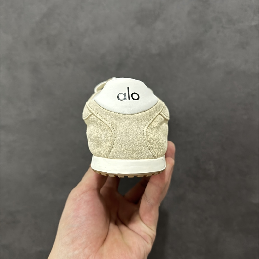 图片[4]-【公司级】Alo Yoga 最新爆款Sunset Sneaker系列 老钱风 系带 阿甘鞋 德训鞋 公司级高品质 舒适百搭 网布减震透气支撑耐磨低帮 私模打造 正确双层组合大底 头层翻毛皮料 内里垫脚透气网➕定制内增高 原版定制防滑橡胶大底 尺码：35 36 37 38 39 40 41 42 43 44 45-选品中心