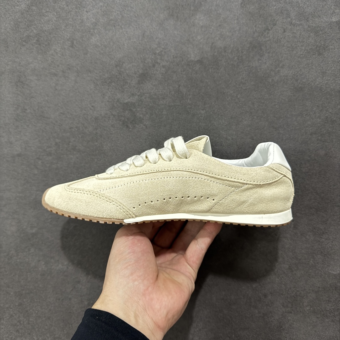 图片[2]-【公司级】Alo Yoga 最新爆款Sunset Sneaker系列 老钱风 系带 阿甘鞋 德训鞋 公司级高品质 舒适百搭 网布减震透气支撑耐磨低帮 私模打造 正确双层组合大底 头层翻毛皮料 内里垫脚透气网➕定制内增高 原版定制防滑橡胶大底 尺码：35 36 37 38 39 40 41 42 43 44 45-选品中心