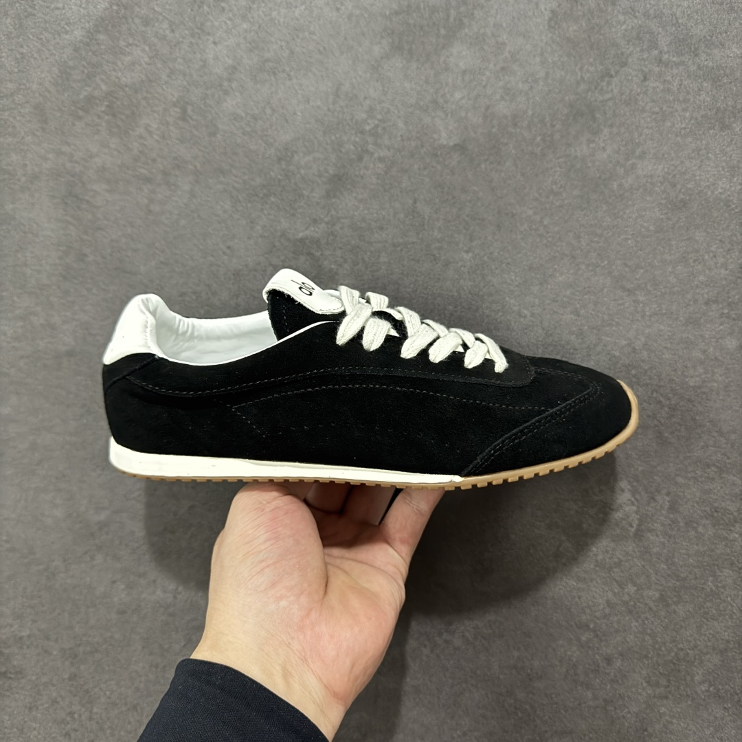 【公司级】Alo Yoga 最新爆款Sunset Sneaker系列 老钱风 系带 阿甘鞋 德训鞋 公司级高品质 舒适百搭 网布减震透气支撑耐磨低帮 私模打造 正确双层组合大底 头层翻毛皮料 内里垫脚透气网➕定制内增高 原版定制防滑橡胶大底 尺码:35 36 37 38 39 40 41 42 43 44 45-选品中心