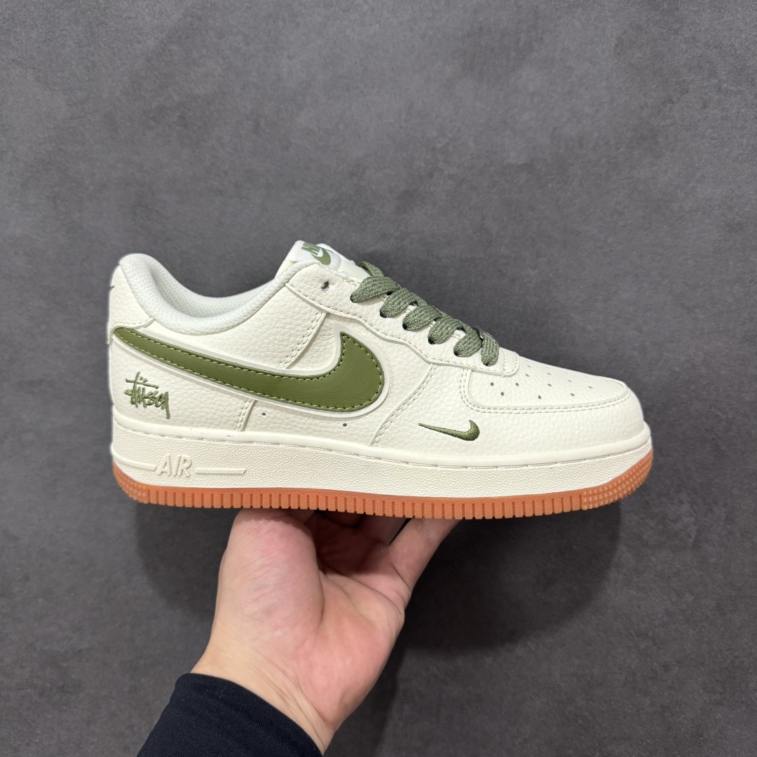 【定制版】Stussy x Nk Air Force 1’07 定制配色 斯图西联名 空军一号低帮经典低帮休闲百搭板鞋 定制鞋盒 大厂流水作业生产 超高清洁度 皮料切割干净无任何毛边 内置蜂窝气垫 细节完美 货号:XX3168-127  尺码:36 36.5 37.5 38 38.5 39 40 40.5 41 42 42.5 43 44 44.5 45 编码:HXSB310320-选品中心