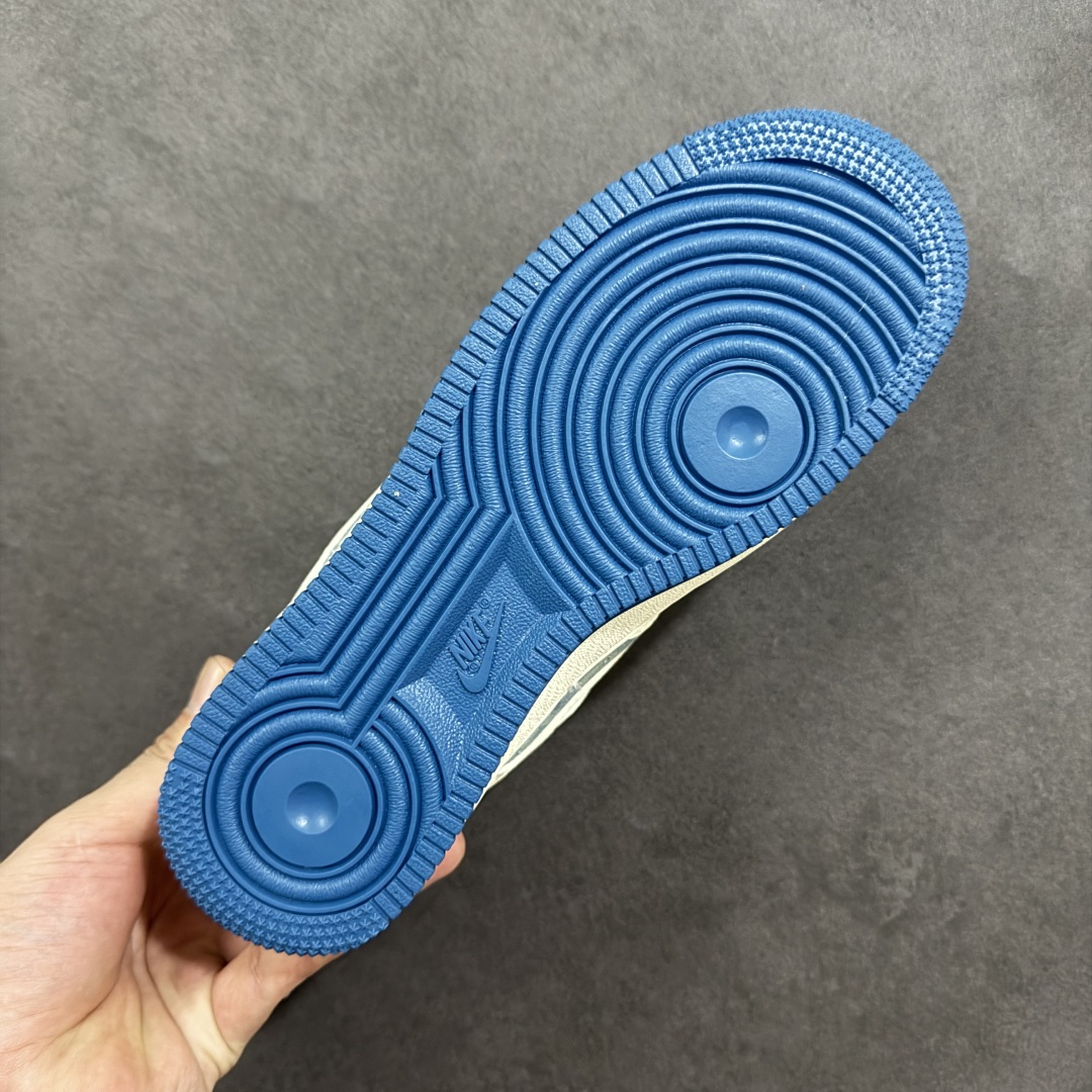 图片[9]-【定制版】Louis Vuitton x Nk Air Force 1’07 定制配色 Lv联名 空军一号低帮经典低帮休闲百搭板鞋 定制鞋盒 大厂流水作业生产 超高清洁度 皮料切割干净无任何毛边 内置蜂窝气垫 细节完美 货号：XD2588-606  尺码：36 36.5 37.5 38 38.5 39 40 40.5 41 42 42.5 43 44 44.5 45 编码：HXSB310320-选品中心