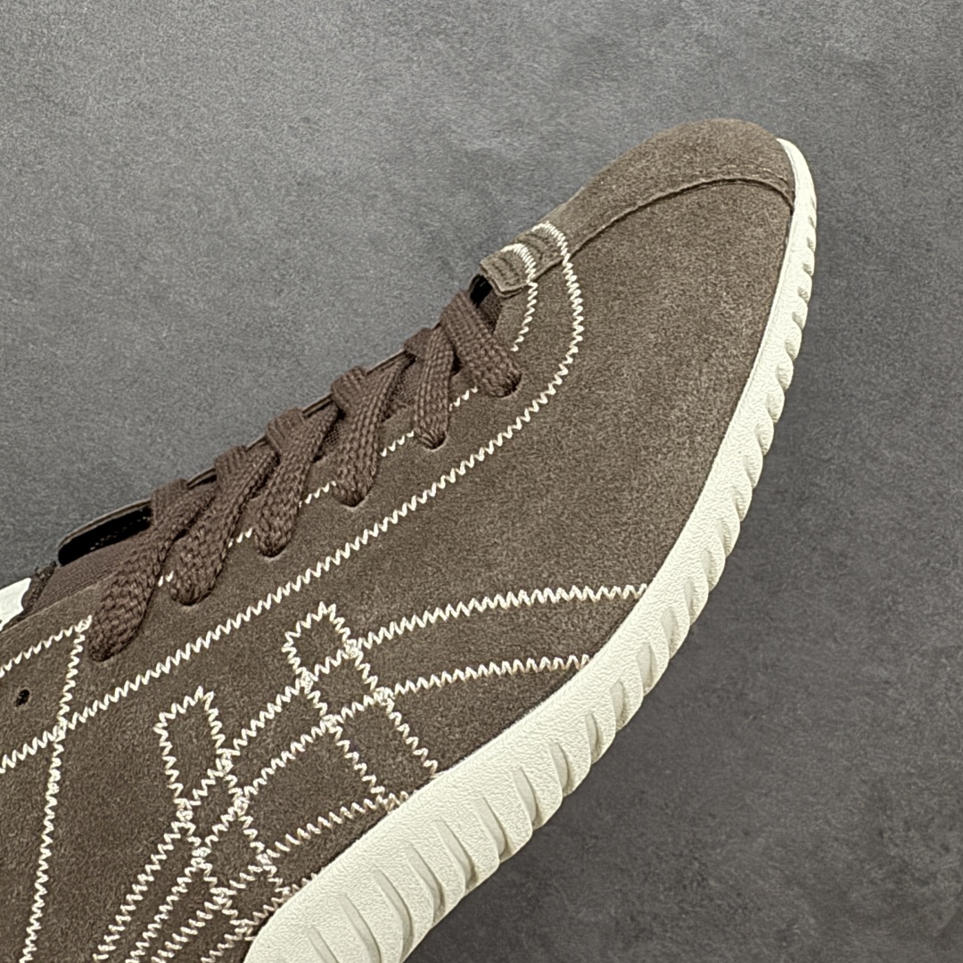 图片[5]-【公司级】亚瑟士 Onitsuka Tiger 鬼塚虎 SCLAW 鬼冢虎 轻便舒适 防滑耐磨透气支撑 低帮 生活休闲鞋 男女同款 复古美学极简风格，配色独具个性又超级好看。鞋口织物收口，经典鞋袜一体，明线设计标志性 logo，太亮眼啦！整体采用织物和柔软皮革拼接，时尚质感满满。关键是上脚舒服得不得了，巨好穿！不管是日常搭配还是运动，它都能完美胜任。 尺码：36-45含半码-选品中心
