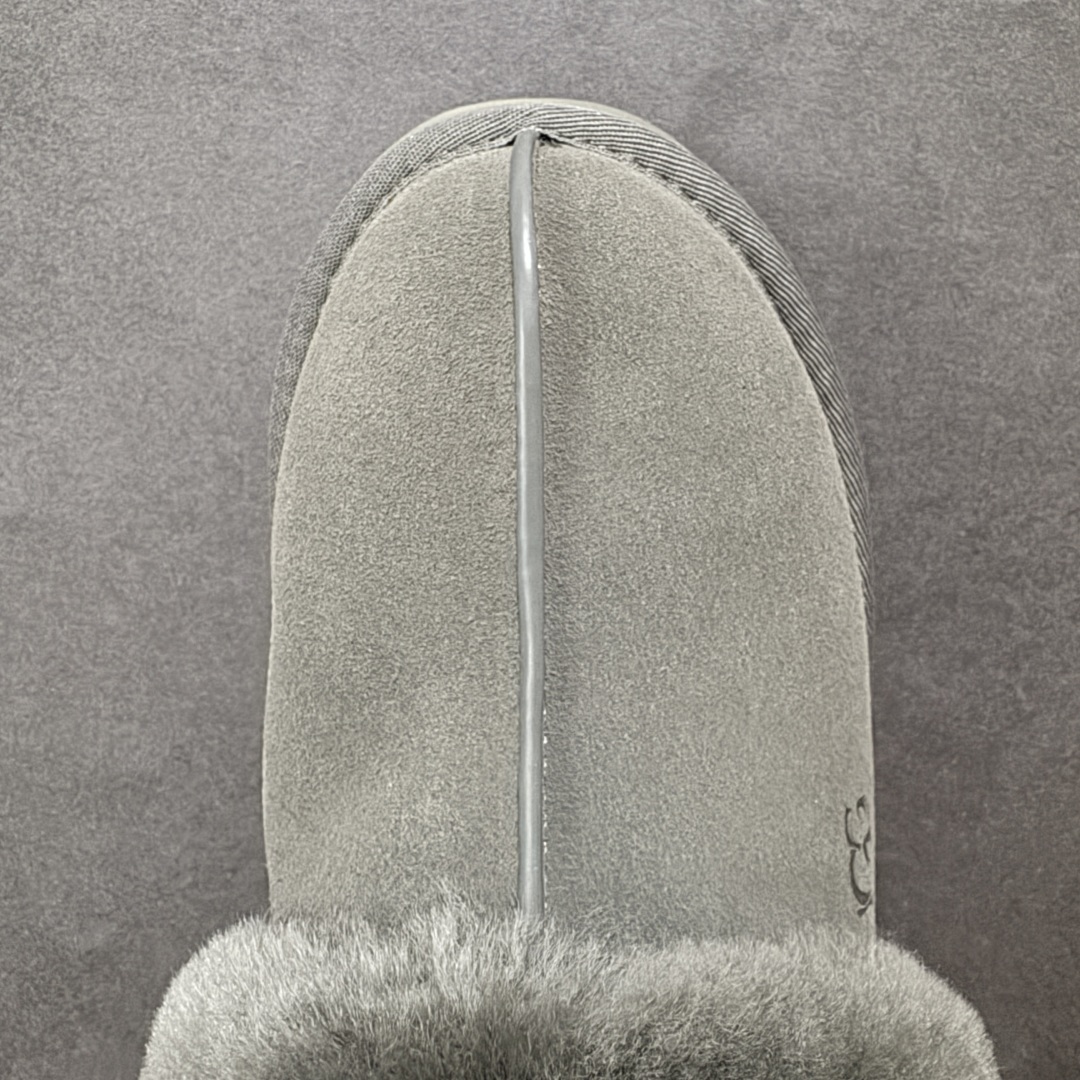 图片[8]-【SP顶级版】UGG DISQUETTE 拖鞋 秋冬羊毛一体雪地靴 W/1122550 原代工厂隆丰A级真羊毛皮一体完全遵循正平正品，精选A级羊皮毛一体材质，内里毛绒如云朵般包裹双脚，白带恒温属性一寒锁温抗冻，股季透气排湿，让双脚时刻处于干爽舒适的状态，轻量化设计搭配柔韧鞋底，每一步都似踩在软垫上，再加上贴合足型的弧度与足跟支撑，无论是居家休憩,外出通勤还是日常跑腿，全天行走也无负担。 从经典高筒靴到简约拖鞋，从基础中性色到潮流设计，既能与牛仔裤、卫衣打造随性日常，也能搭配裙子、男女同款更能轻松适配情侣穿搭。 优质羊皮毛天生耐磨损，搭配扎实工艺与防水科技加持，能抵御日常磨损与雨雪侵袭。一双穿数年仍能保持柔软质感💪🏻 尺码：35-40-选品中心