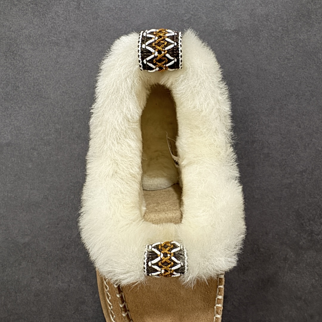 图片[7]-【SP顶级版】UGG TAZZ MAXI TASMAN 秋冬羊毛一体雪地靴 W/1158224 原代工厂隆丰A级真羊毛皮一体完全遵循正平正品，精选A级羊皮毛一体材质，内里毛绒如云朵般包裹双脚，白带恒温属性一寒锁温抗冻，股季透气排湿，让双脚时刻处于干爽舒适的状态，轻量化设计搭配柔韧鞋底，每一步都似踩在软垫上，再加上贴合足型的弧度与足跟支撑，无论是居家休憩,外出通勤还是日常跑腿，全天行走也无负担。 从经典高筒靴到简约拖鞋，从基础中性色到潮流设计，既能与牛仔裤、卫衣打造随性日常，也能搭配裙子、男女同款更能轻松适配情侣穿搭。 优质羊皮毛天生耐磨损，搭配扎实工艺与防水科技加持，能抵御日常磨损与雨雪侵袭。一双穿数年仍能保持柔软质感💪🏻 尺码：35-40-选品中心