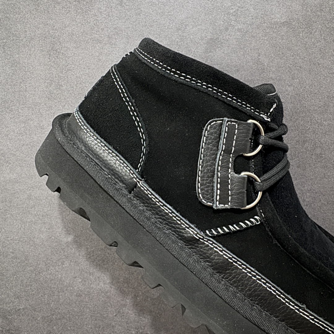 图片[6]-【SP顶级版】UGG M CLASSIC UL TRA MINI 秋冬羊毛一体雪地靴 W/1158276 原代工厂隆丰A级真羊毛皮一体完全遵循正平正品，精选A级羊皮毛一体材质，内里毛绒如云朵般包裹双脚，白带恒温属性一寒锁温抗冻，股季透气排湿，让双脚时刻处于干爽舒适的状态，轻量化设计搭配柔韧鞋底，每一步都似踩在软垫上，再加上贴合足型的弧度与足跟支撑，无论是居家休憩,外出通勤还是日常跑腿，全天行走也无负担。 从经典高筒靴到简约拖鞋，从基础中性色到潮流设计，既能与牛仔裤、卫衣打造随性日常，也能搭配裙子、男女同款更能轻松适配情侣穿搭。 优质羊皮毛天生耐磨损，搭配扎实工艺与防水科技加持，能抵御日常磨损与雨雪侵袭。一双穿数年仍能保持柔软质感💪🏻 尺码：39-45-选品中心