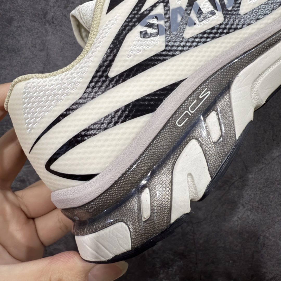图片[3]-【纯原版】 MM6 Maison Margiela x SALOMON 萨洛蒙 XT-6网布绒面革 舒适 低帮 生活休闲鞋 男女款 白色 纯原外贸平台特供订单 全套原纸板楦头开发 原厂特供网布配套加持 确保原汁原味 完美呈现版型 原档数据独家私模五层组合大底 原装Ortholite轻量化鞋垫 原厂TPU锁扣 进口港宝加持 后跟自然饱满 还原公司包裹性 尺码： 36-45-选品中心