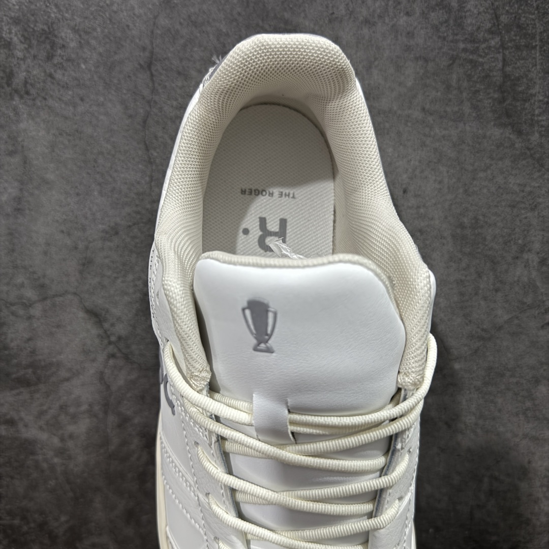 图片[8]-【公司级】THE Roger Clubhouse 复古单品 费德勒 x On 昂跑 减震舒适板鞋 #鞋款以网球为灵感的运动休闲鞋，大胆的复古外观与革新科技融合，助力运动生活的活力探索，让你尽享全天候舒适；多层叠加的环保人造皮革打造富有质感的鞋面，结合缝线、透气孔细节，体现恰到好处的复古美学。多款配色打破网球场的固有规则，带来焕然一新的视觉享受 货号：3MF10541534 尺码：36 37.5 38 39 40 41 42 43 44 45 编码：AYB230240-选品中心