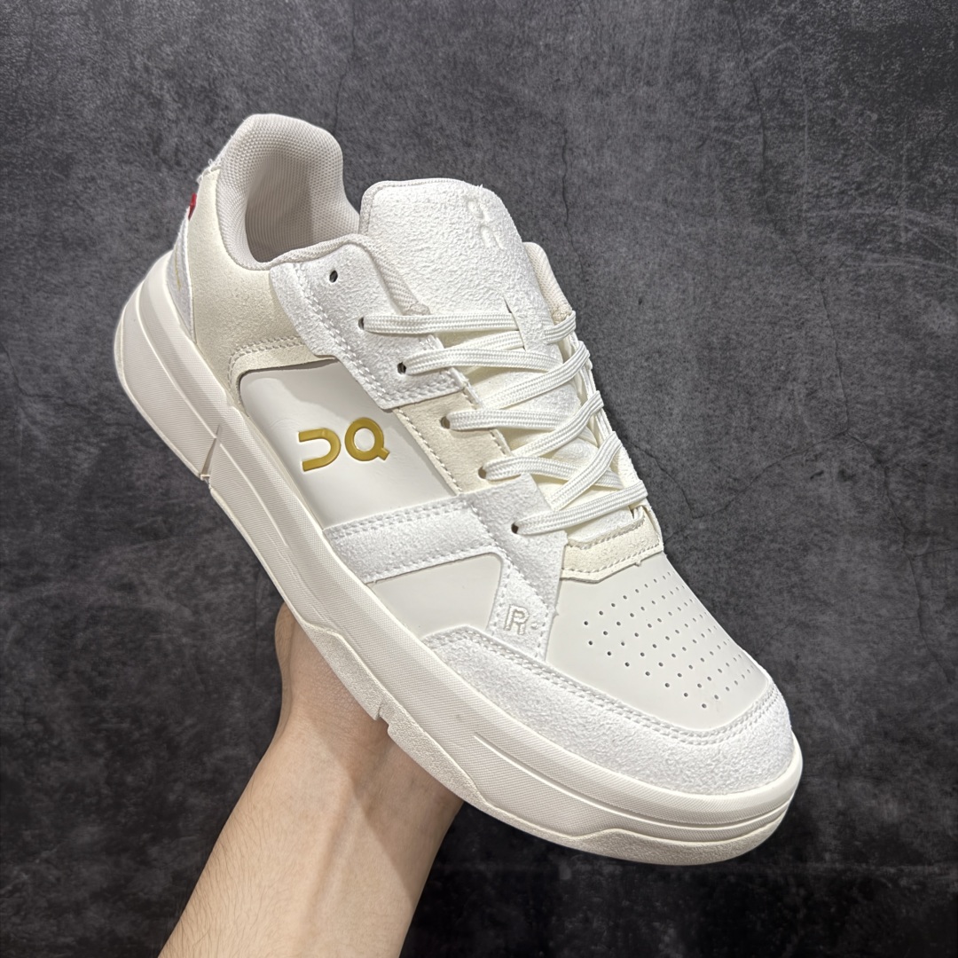 图片[3]-【公司级】THE Roger Clubhouse 复古单品 费德勒 x On 昂跑 减震舒适板鞋 #鞋款以网球为灵感的运动休闲鞋，大胆的复古外观与革新科技融合，助力运动生活的活力探索，让你尽享全天候舒适；多层叠加的环保人造皮革打造富有质感的鞋面，结合缝线、透气孔细节，体现恰到好处的复古美学。多款配色打破网球场的固有规则，带来焕然一新的视觉享受 货号：3MF10541534 尺码：36 37.5 38 39 40 41 42 43 44 45 编码：AYB230240-选品中心