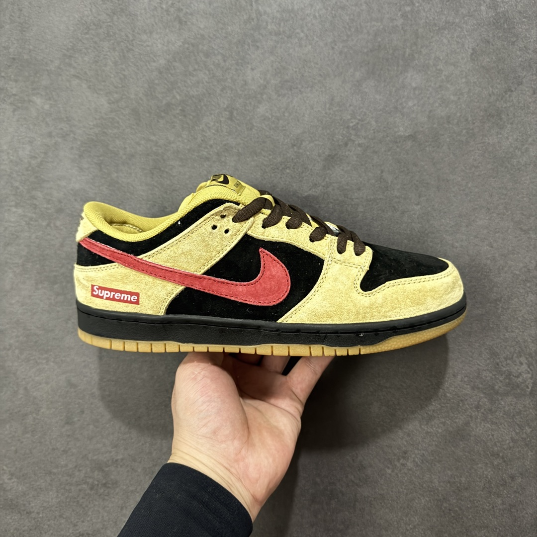 【公司级】NK SB Dunk Low Supreme 黄黑红 BQ6817-204 原盒原配 正确耐磨橡胶大底 超高清洁度 全鞋零毛边皮料切割 全套原楦原模倾力打造完美版型 尺码:36 36.5 37.5 38 38.5 39 40 40.5 41 42 42.5 43 44 44.5 45 46-选品中心