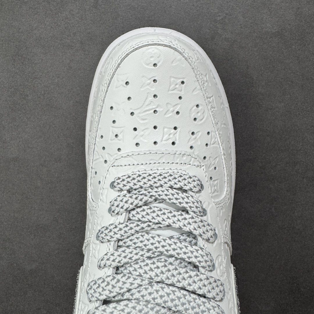 图片[8]-【定制版】Nike Air Force 1 \’07 Low “LV联名—白黑立体印刷” 高端定制 低帮休闲板鞋 定制鞋盒 大厂纯原品质出货 超高清洁度 皮料切割干净无任何毛边 细节完美 货号：XL1979-111 尺码：36 36.5 37.5 38 38.5 39 40 40.5 41 42 42.5 43 44 44.5 45 编码：QFB310320-选品中心