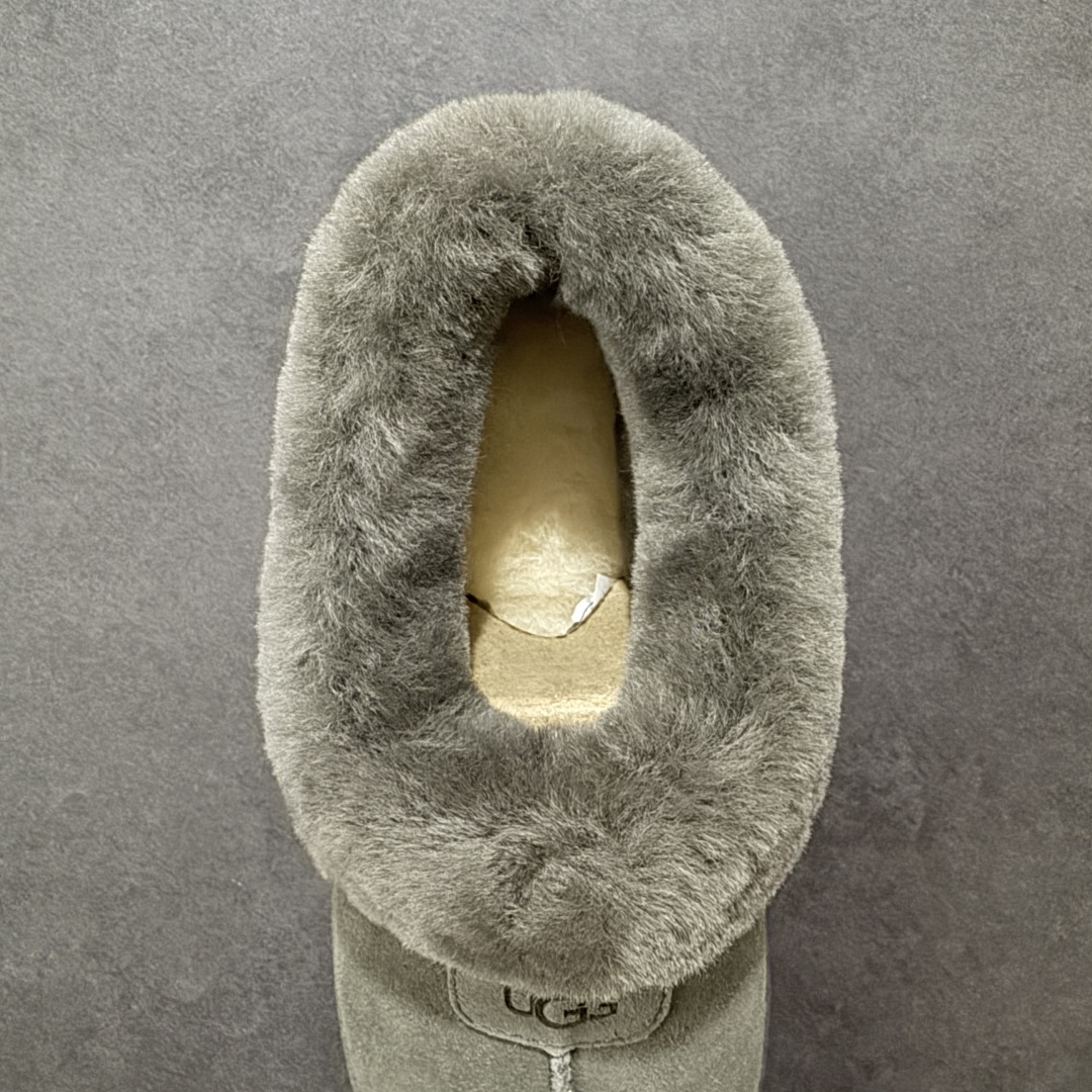 图片[7]-【SP顶级版】UGG W TATST 秋冬羊毛一体雪地靴 W/1134810 原代工厂隆丰A级真羊毛皮一体完全遵循正平正品，精选A级羊皮毛一体材质，内里毛绒如云朵般包裹双脚，白带恒温属性一寒锁温抗冻，股季透气排湿，让双脚时刻处于干爽舒适的状态，轻量化设计搭配柔韧鞋底，每一步都似踩在软垫上，再加上贴合足型的弧度与足跟支撑，无论是居家休憩,外出通勤还是日常跑腿，全天行走也无负担。 从经典高筒靴到简约拖鞋，从基础中性色到潮流设计，既能与牛仔裤、卫衣打造随性日常，也能搭配裙子、男女同款更能轻松适配情侣穿搭。 优质羊皮毛天生耐磨损，搭配扎实工艺与防水科技加持，能抵御日常磨损与雨雪侵袭。一双穿数年仍能保持柔软质感💪🏻 尺码：35-40-选品中心