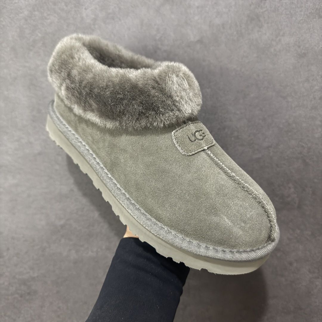图片[3]-【SP顶级版】UGG W TATST 秋冬羊毛一体雪地靴 W/1134810 原代工厂隆丰A级真羊毛皮一体完全遵循正平正品，精选A级羊皮毛一体材质，内里毛绒如云朵般包裹双脚，白带恒温属性一寒锁温抗冻，股季透气排湿，让双脚时刻处于干爽舒适的状态，轻量化设计搭配柔韧鞋底，每一步都似踩在软垫上，再加上贴合足型的弧度与足跟支撑，无论是居家休憩,外出通勤还是日常跑腿，全天行走也无负担。 从经典高筒靴到简约拖鞋，从基础中性色到潮流设计，既能与牛仔裤、卫衣打造随性日常，也能搭配裙子、男女同款更能轻松适配情侣穿搭。 优质羊皮毛天生耐磨损，搭配扎实工艺与防水科技加持，能抵御日常磨损与雨雪侵袭。一双穿数年仍能保持柔软质感💪🏻 尺码：35-40-选品中心