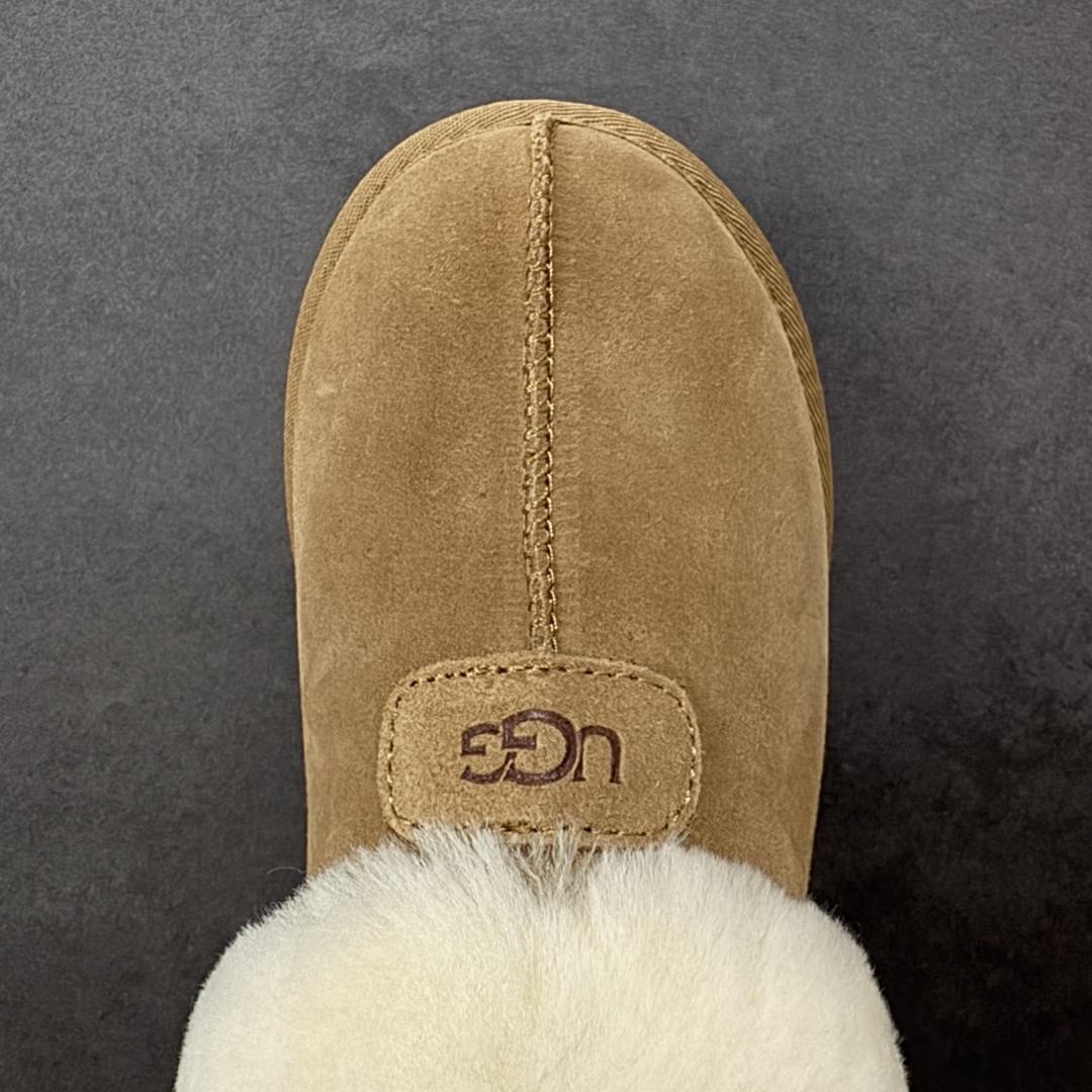 图片[8]-【SP顶级版】UGG W TATST 秋冬羊毛一体雪地靴 W/1134810 原代工厂隆丰A级真羊毛皮一体完全遵循正平正品，精选A级羊皮毛一体材质，内里毛绒如云朵般包裹双脚，白带恒温属性一寒锁温抗冻，股季透气排湿，让双脚时刻处于干爽舒适的状态，轻量化设计搭配柔韧鞋底，每一步都似踩在软垫上，再加上贴合足型的弧度与足跟支撑，无论是居家休憩,外出通勤还是日常跑腿，全天行走也无负担。 从经典高筒靴到简约拖鞋，从基础中性色到潮流设计，既能与牛仔裤、卫衣打造随性日常，也能搭配裙子、男女同款更能轻松适配情侣穿搭。 优质羊皮毛天生耐磨损，搭配扎实工艺与防水科技加持，能抵御日常磨损与雨雪侵袭。一双穿数年仍能保持柔软质感💪🏻 尺码：35-40-选品中心