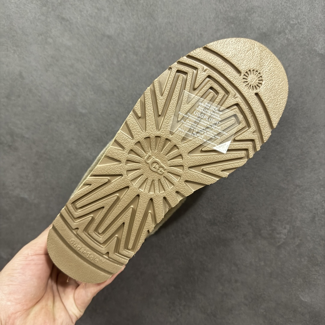图片[9]-【SP顶级版】UGG W TATST 秋冬羊毛一体雪地靴 W/1134810 原代工厂隆丰A级真羊毛皮一体完全遵循正平正品，精选A级羊皮毛一体材质，内里毛绒如云朵般包裹双脚，白带恒温属性一寒锁温抗冻，股季透气排湿，让双脚时刻处于干爽舒适的状态，轻量化设计搭配柔韧鞋底，每一步都似踩在软垫上，再加上贴合足型的弧度与足跟支撑，无论是居家休憩,外出通勤还是日常跑腿，全天行走也无负担。 从经典高筒靴到简约拖鞋，从基础中性色到潮流设计，既能与牛仔裤、卫衣打造随性日常，也能搭配裙子、男女同款更能轻松适配情侣穿搭。 优质羊皮毛天生耐磨损，搭配扎实工艺与防水科技加持，能抵御日常磨损与雨雪侵袭。一双穿数年仍能保持柔软质感💪🏻 尺码：35-40-选品中心