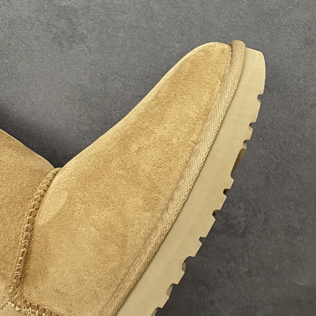 图片[5]-【SP顶级版】UGG W BAJLEY BUTTON 2 秋冬羊毛一体雪地靴 W/106226 原代工厂隆丰A级真羊毛皮一体完全遵循正平正品，精选A级羊皮毛一体材质，内里毛绒如云朵般包裹双脚，白带恒温属性一寒锁温抗冻，股季透气排湿，让双脚时刻处于干爽舒适的状态，轻量化设计搭配柔韧鞋底，每一步都似踩在软垫上，再加上贴合足型的弧度与足跟支撑，无论是居家休憩,外出通勤还是日常跑腿，全天行走也无负担。 从经典高筒靴到简约拖鞋，从基础中性色到潮流设计，既能与牛仔裤、卫衣打造随性日常，也能搭配裙子、男女同款更能轻松适配情侣穿搭。 优质羊皮毛天生耐磨损，搭配扎实工艺与防水科技加持，能抵御日常磨损与雨雪侵袭。一双穿数年仍能保持柔软质感💪🏻 尺码：35-40-选品中心