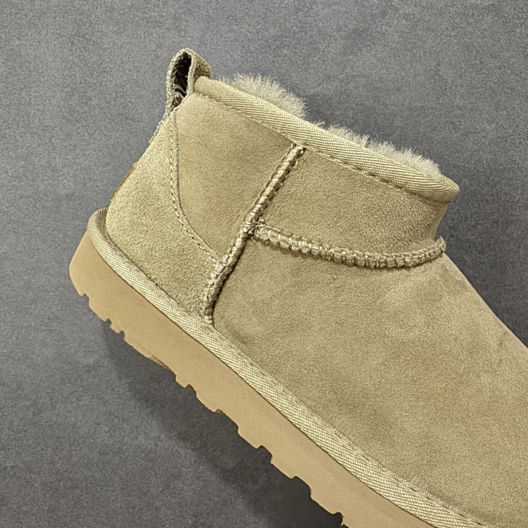 图片[6]-【SP顶级版】UGG W CLASSIC UL TRA MINI 秋冬羊毛一体雪地靴 W/1135093 原代工厂隆丰A级真羊毛皮一体完全遵循正平正品，精选A级羊皮毛一体材质，内里毛绒如云朵般包裹双脚，白带恒温属性一寒锁温抗冻，股季透气排湿，让双脚时刻处于干爽舒适的状态，轻量化设计搭配柔韧鞋底，每一步都似踩在软垫上，再加上贴合足型的弧度与足跟支撑，无论是居家休憩,外出通勤还是日常跑腿，全天行走也无负担。 从经典高筒靴到简约拖鞋，从基础中性色到潮流设计，既能与牛仔裤、卫衣打造随性日常，也能搭配裙子、男女同款更能轻松适配情侣穿搭。 优质羊皮毛天生耐磨损，搭配扎实工艺与防水科技加持，能抵御日常磨损与雨雪侵袭。一双穿数年仍能保持柔软质感💪🏻 尺码：35-40-选品中心